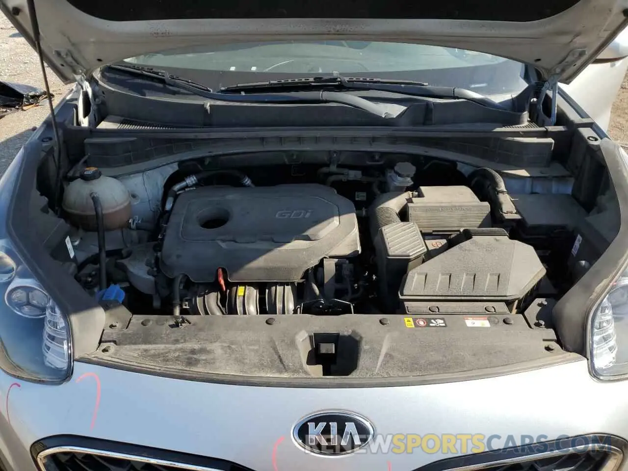 11 Photograph of a damaged car KNDPMCAC0M7917921 KIA SPORTAGE 2021