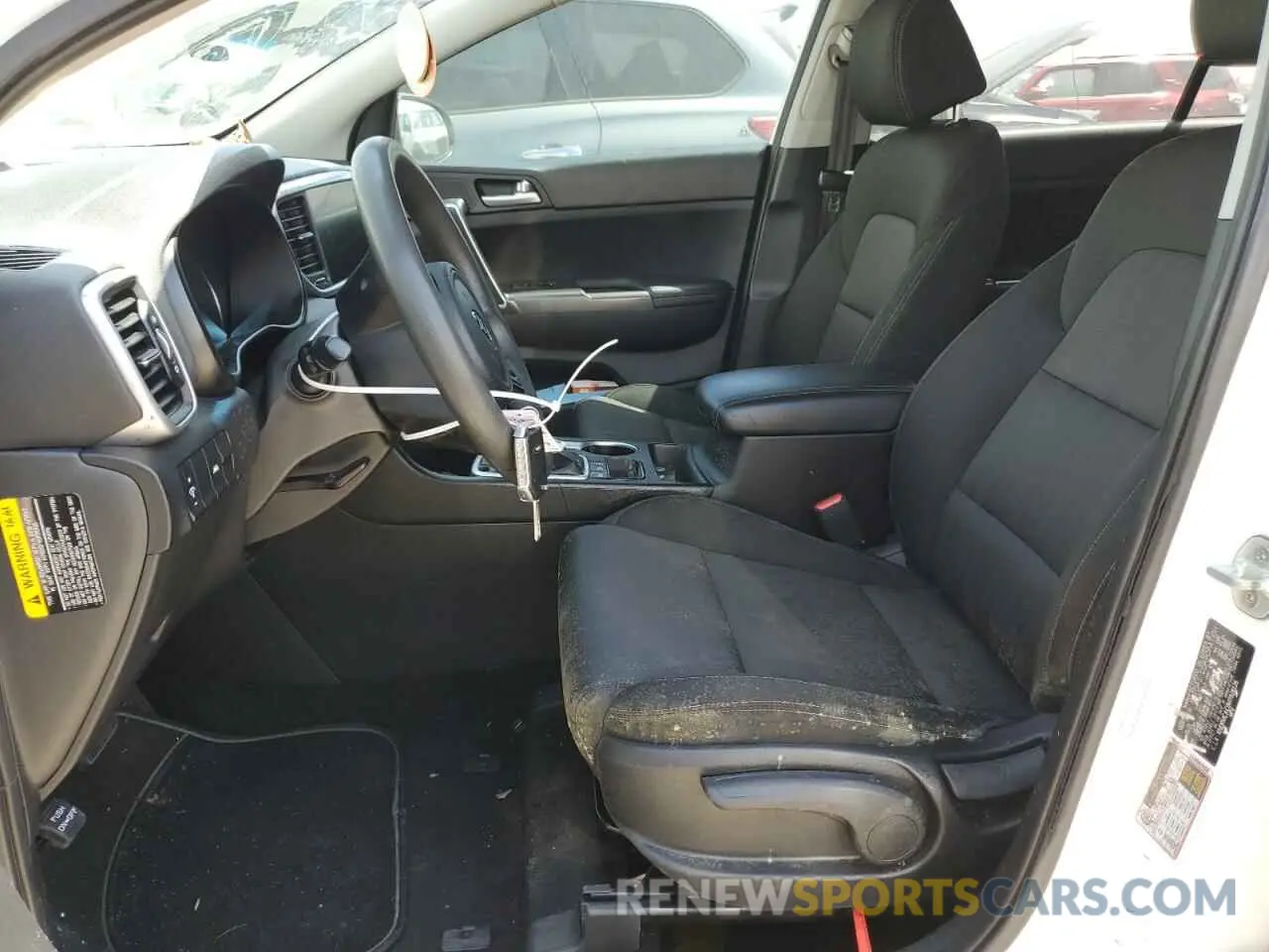7 Photograph of a damaged car KNDPMCAC0M7928126 KIA SPORTAGE 2021