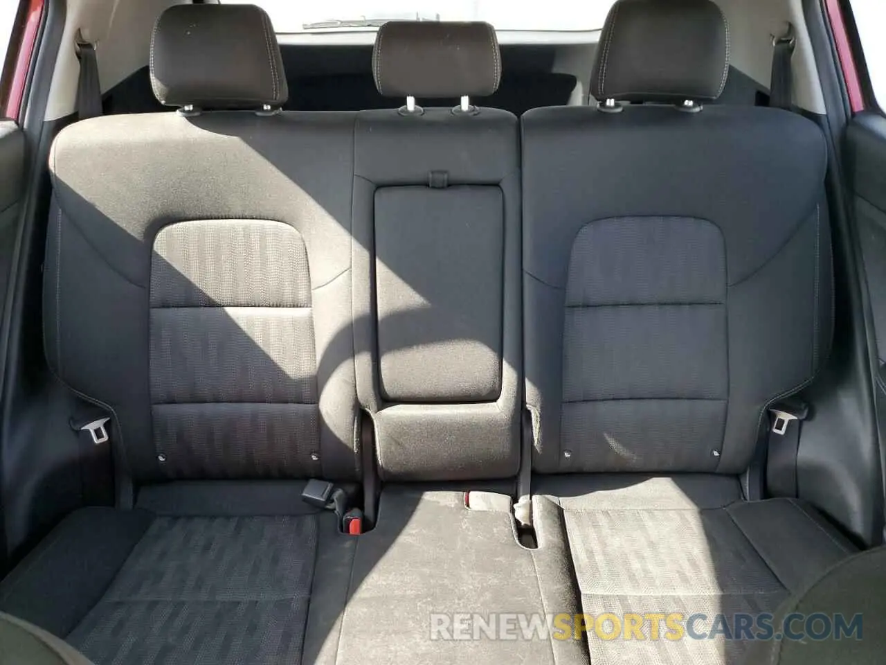 10 Photograph of a damaged car KNDPMCAC0M7942897 KIA SPORTAGE 2021