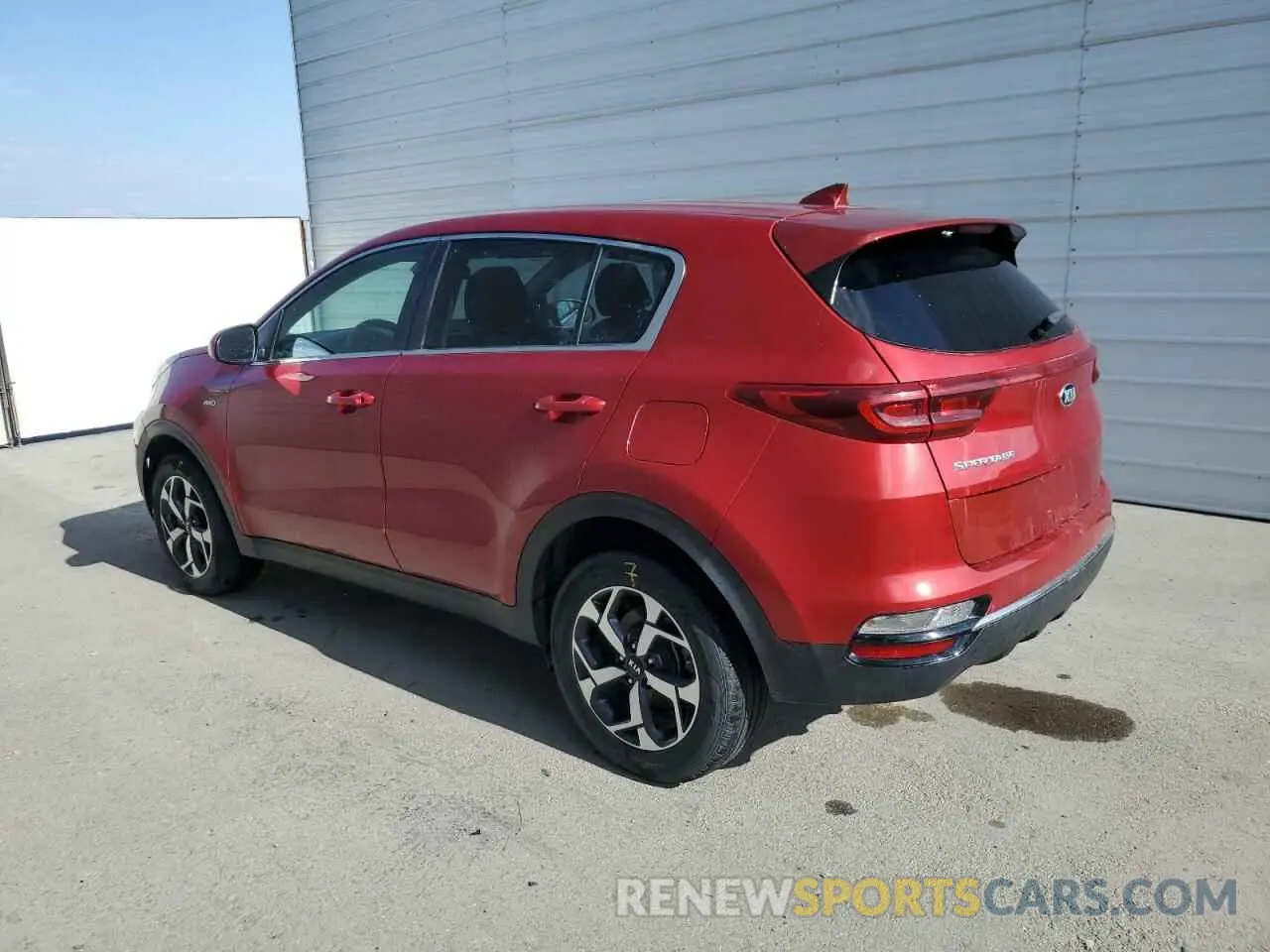 2 Photograph of a damaged car KNDPMCAC0M7942897 KIA SPORTAGE 2021