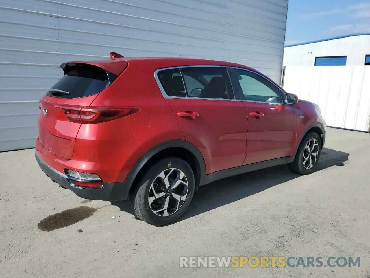 3 Photograph of a damaged car KNDPMCAC0M7942897 KIA SPORTAGE 2021