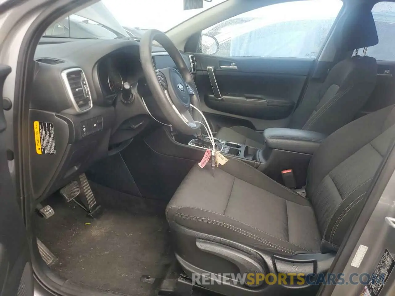 7 Photograph of a damaged car KNDPMCAC0M7945282 KIA SPORTAGE 2021