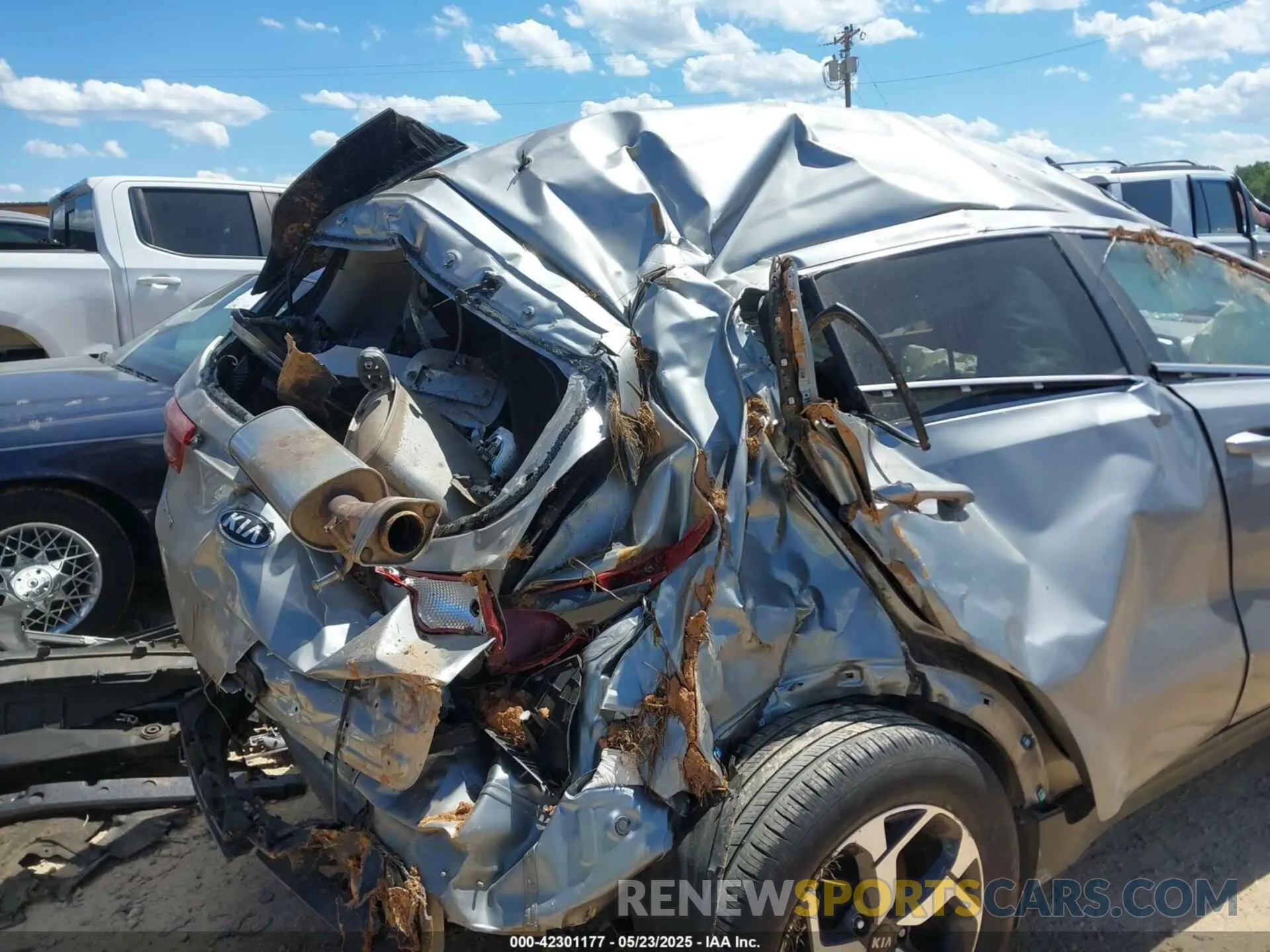 18 Photograph of a damaged car KNDPMCAC1M7847670 KIA SPORTAGE 2021