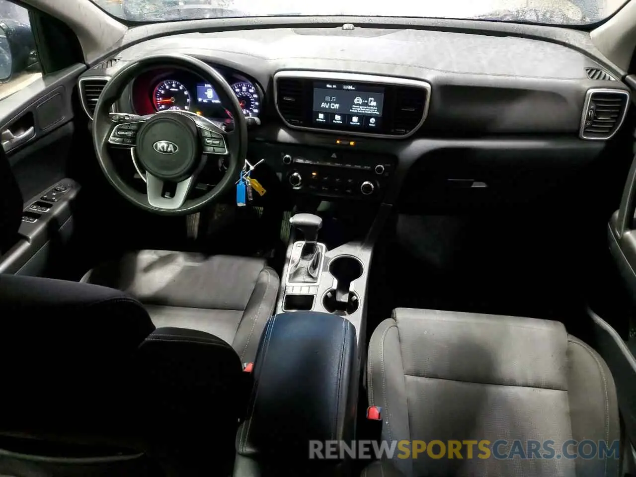 8 Photograph of a damaged car KNDPMCAC1M7867367 KIA SPORTAGE 2021