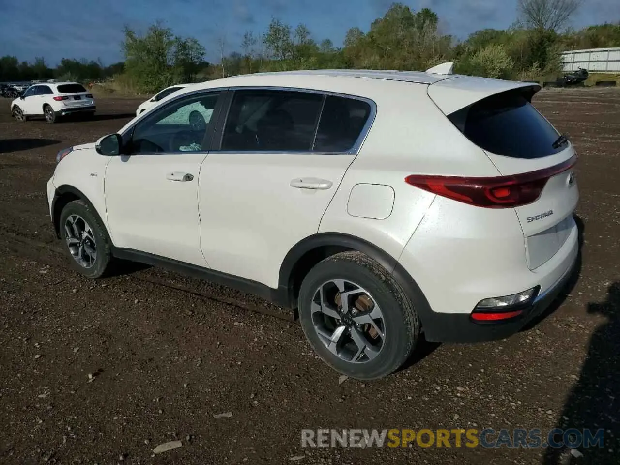 2 Photograph of a damaged car KNDPMCAC1M7920276 KIA SPORTAGE 2021