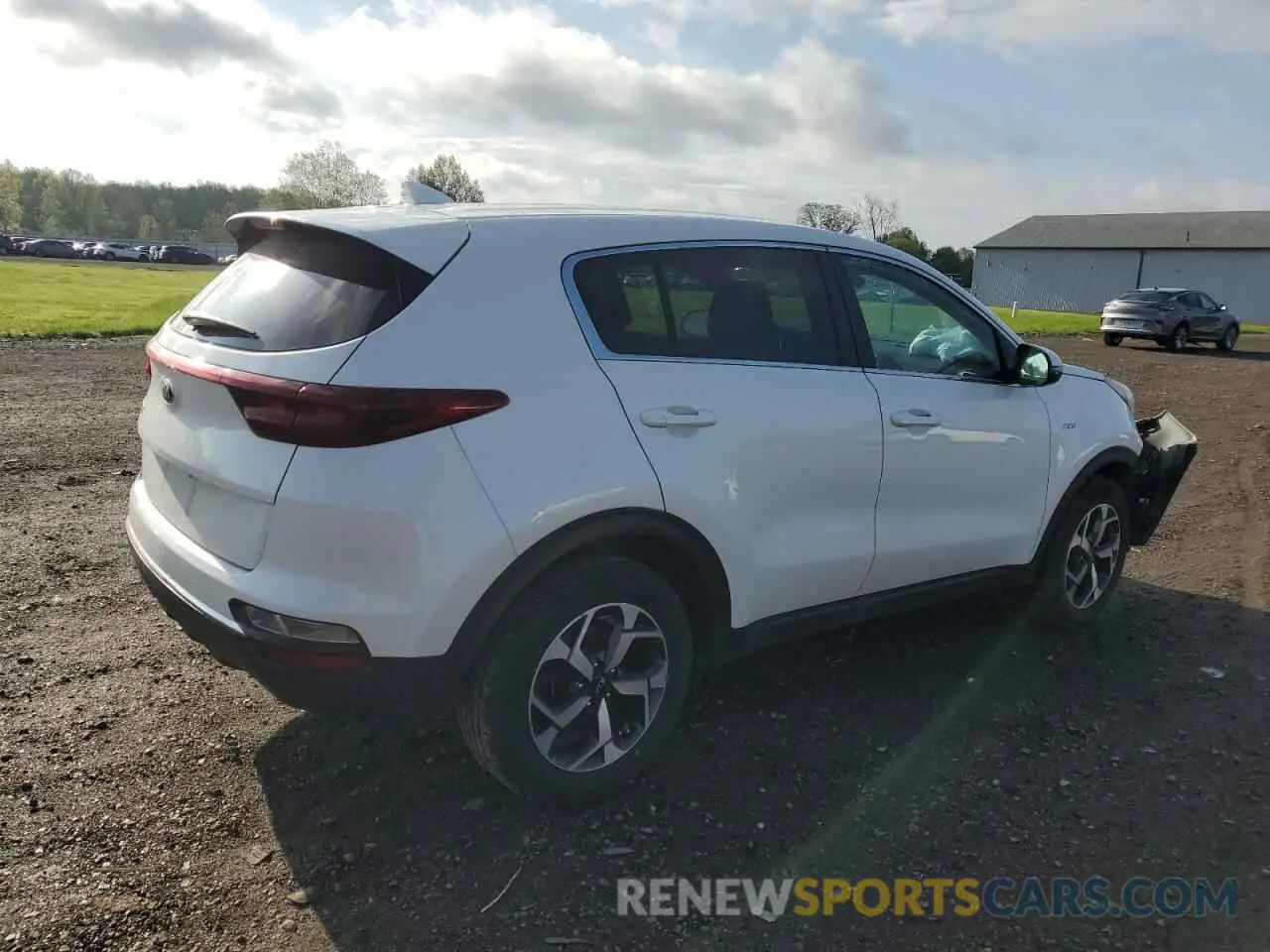 3 Photograph of a damaged car KNDPMCAC1M7920276 KIA SPORTAGE 2021