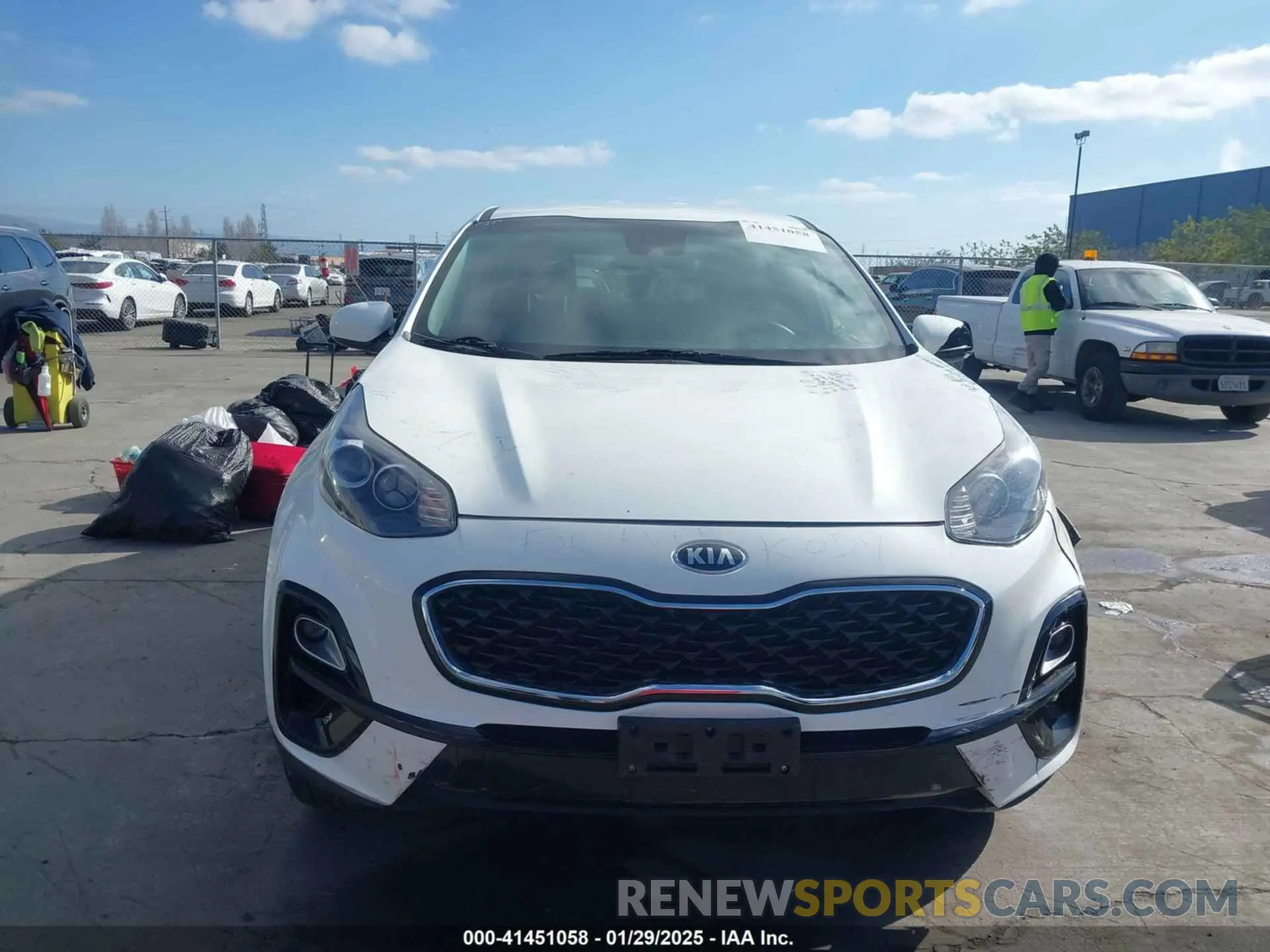 11 Photograph of a damaged car KNDPMCAC1M7943475 KIA SPORTAGE 2021