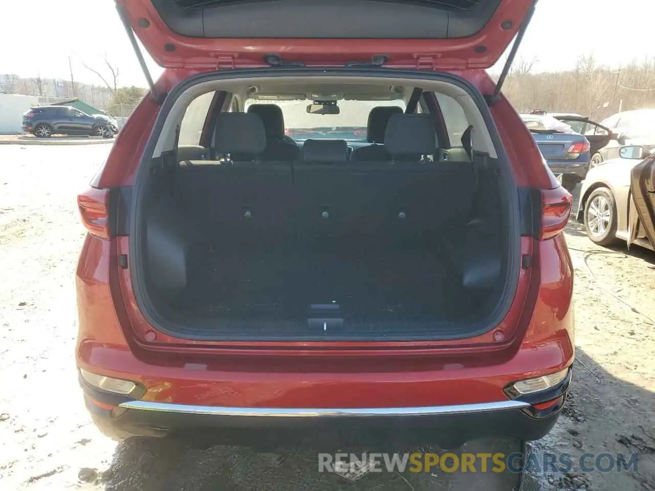6 Photograph of a damaged car KNDPMCAC1M7944254 KIA SPORTAGE 2021
