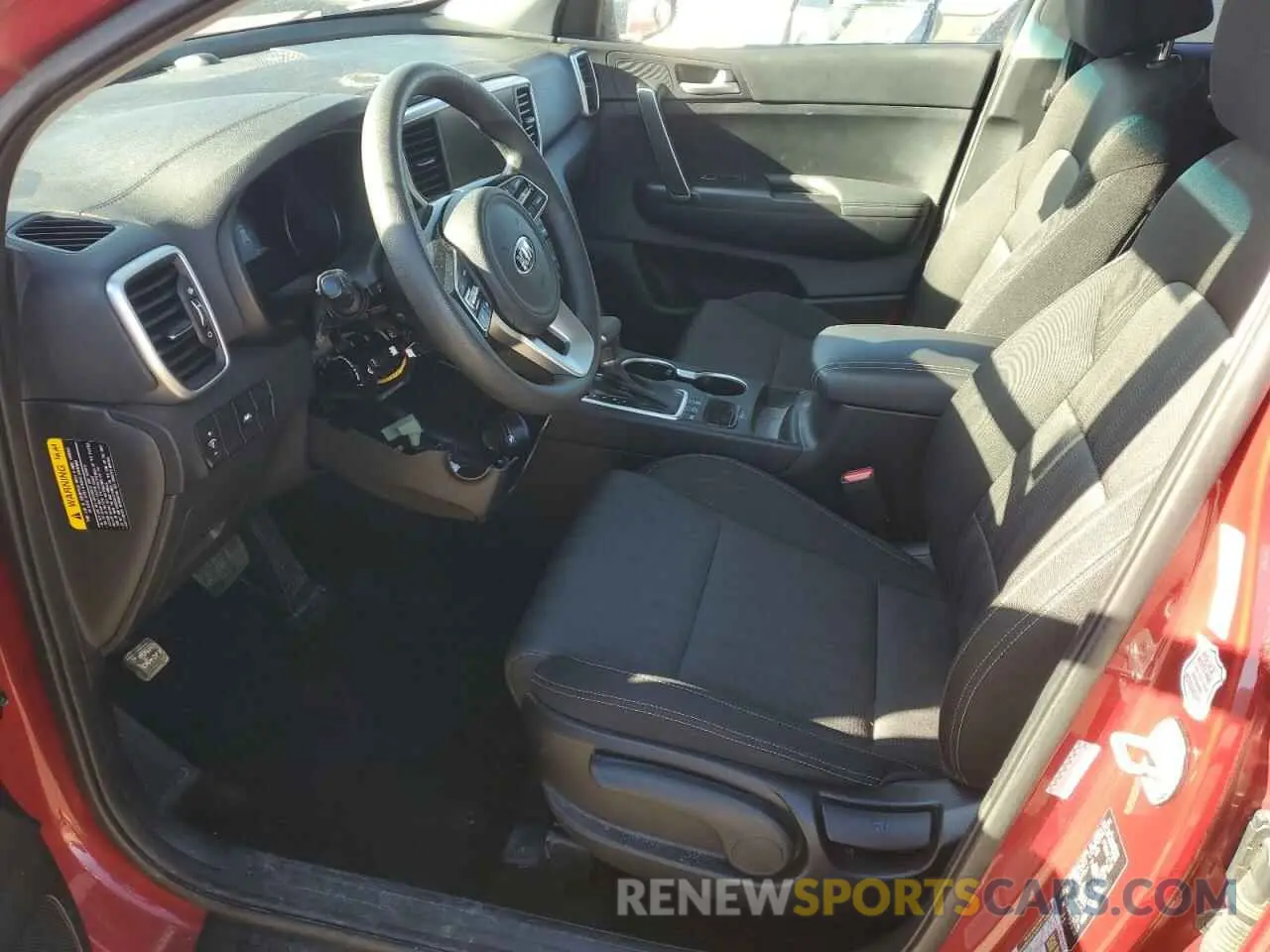 7 Photograph of a damaged car KNDPMCAC1M7944254 KIA SPORTAGE 2021