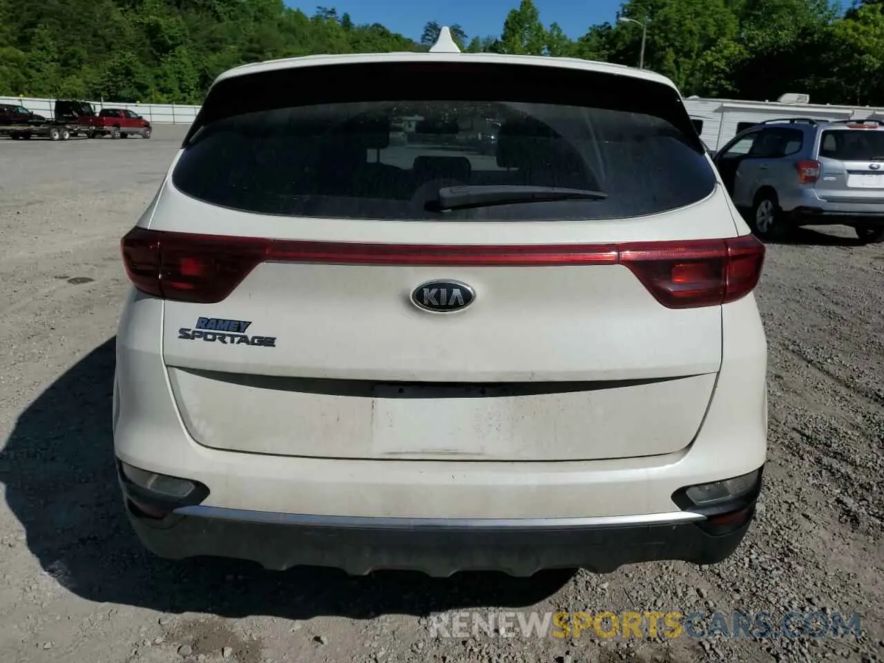 6 Photograph of a damaged car KNDPMCAC1M7944500 KIA SPORTAGE 2021