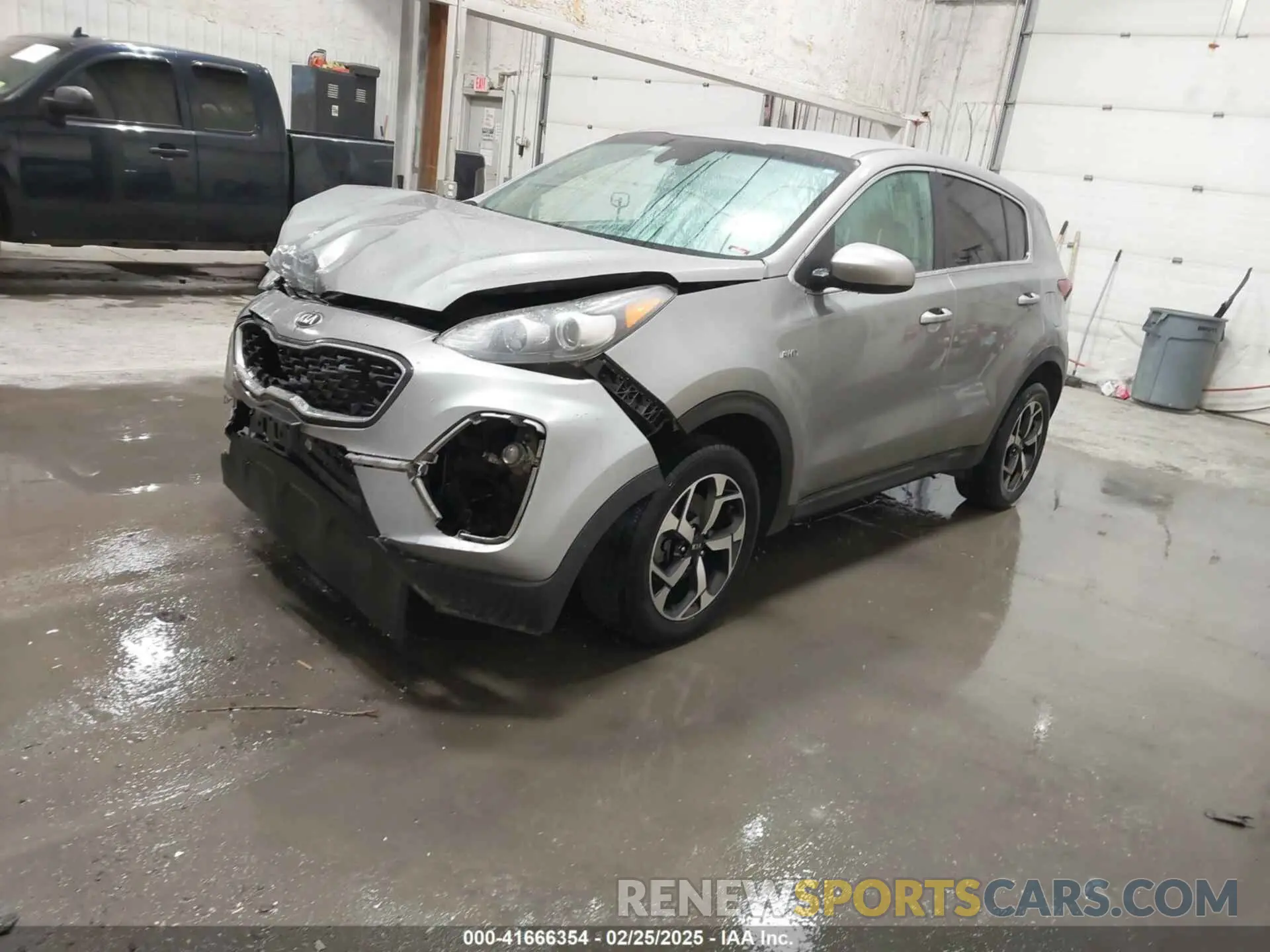2 Photograph of a damaged car KNDPMCAC2M7886638 KIA SPORTAGE 2021