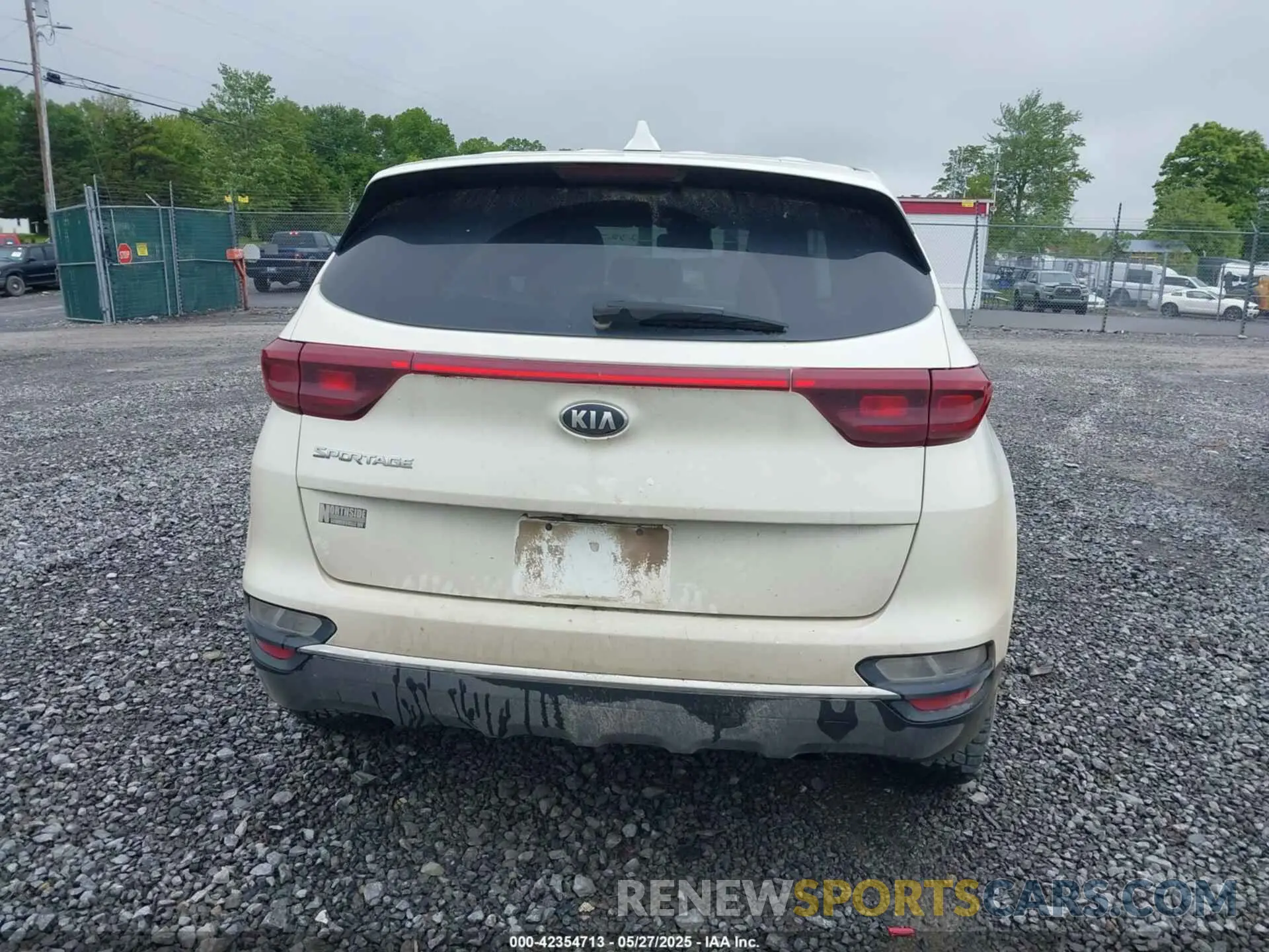16 Photograph of a damaged car KNDPMCAC2M7891550 KIA SPORTAGE 2021