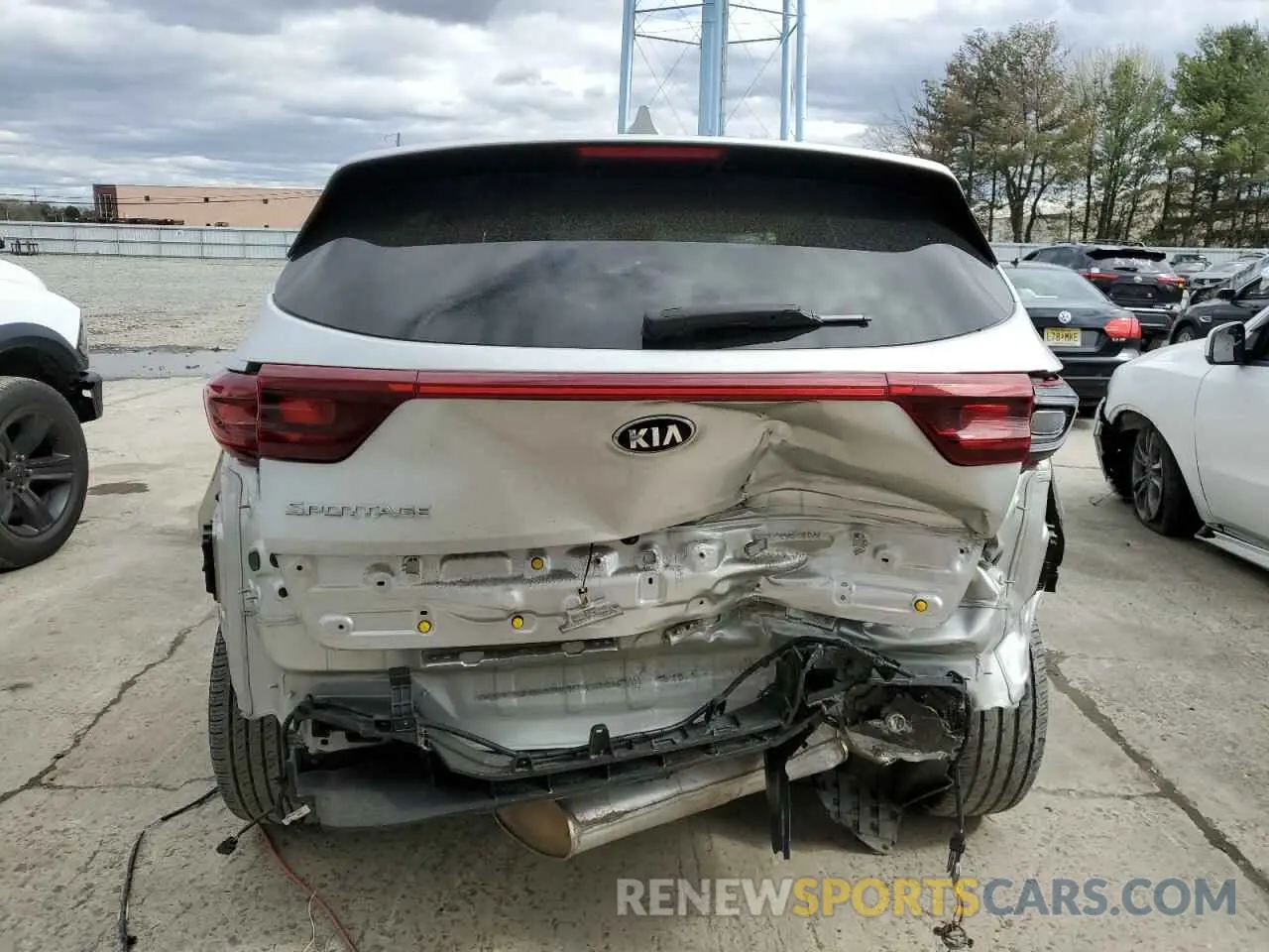 6 Photograph of a damaged car KNDPMCAC2M7933697 KIA SPORTAGE 2021