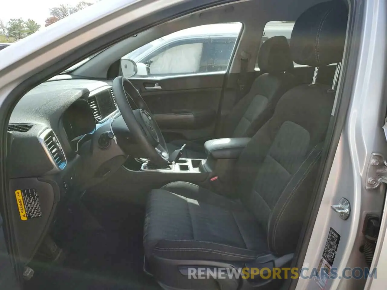 7 Photograph of a damaged car KNDPMCAC2M7933697 KIA SPORTAGE 2021