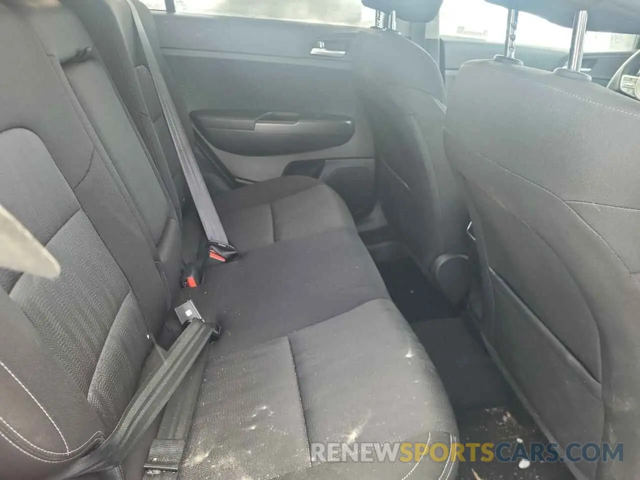 11 Photograph of a damaged car KNDPMCAC3M7853356 KIA SPORTAGE 2021