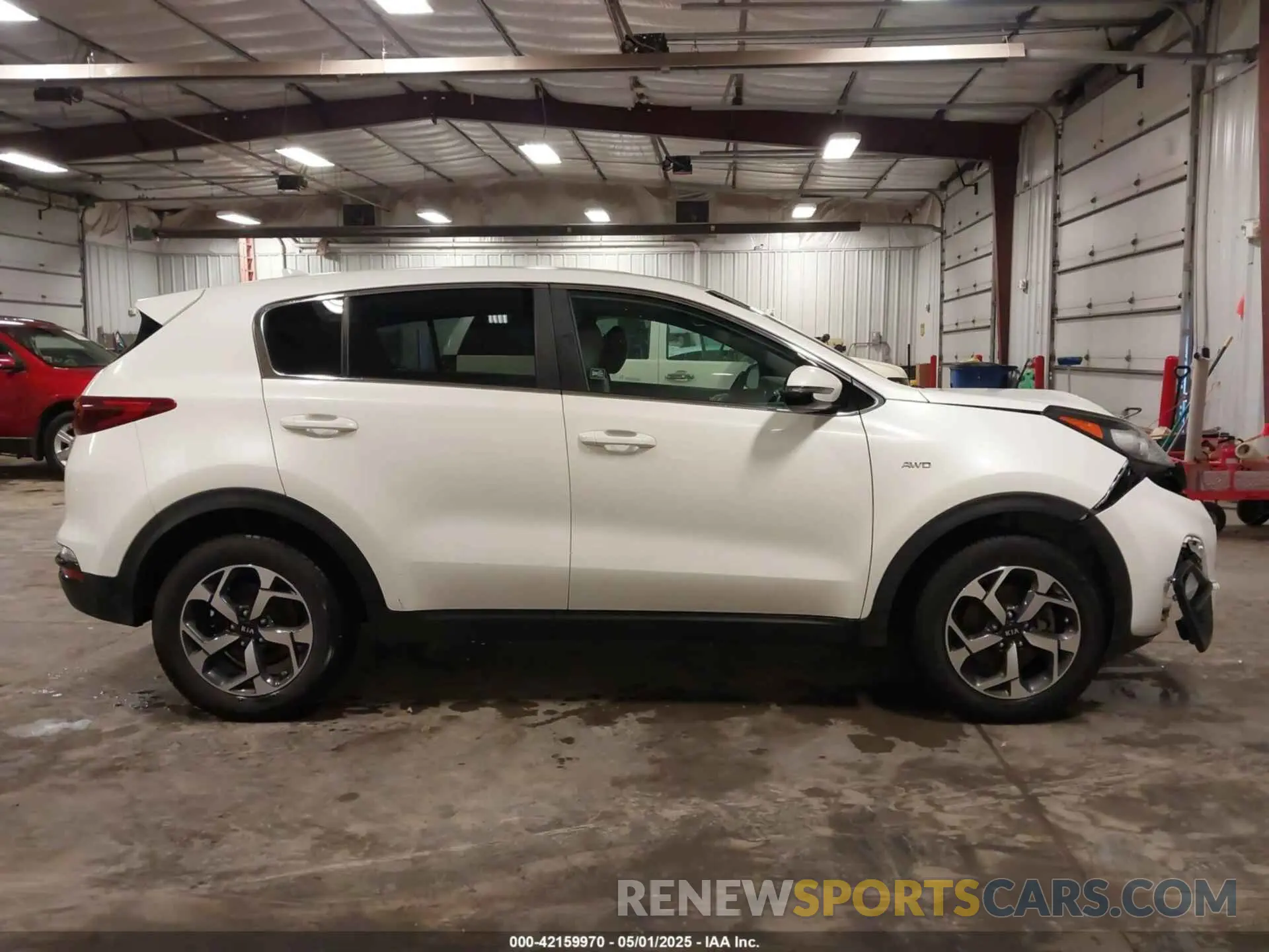 13 Photograph of a damaged car KNDPMCAC3M7890892 KIA SPORTAGE 2021