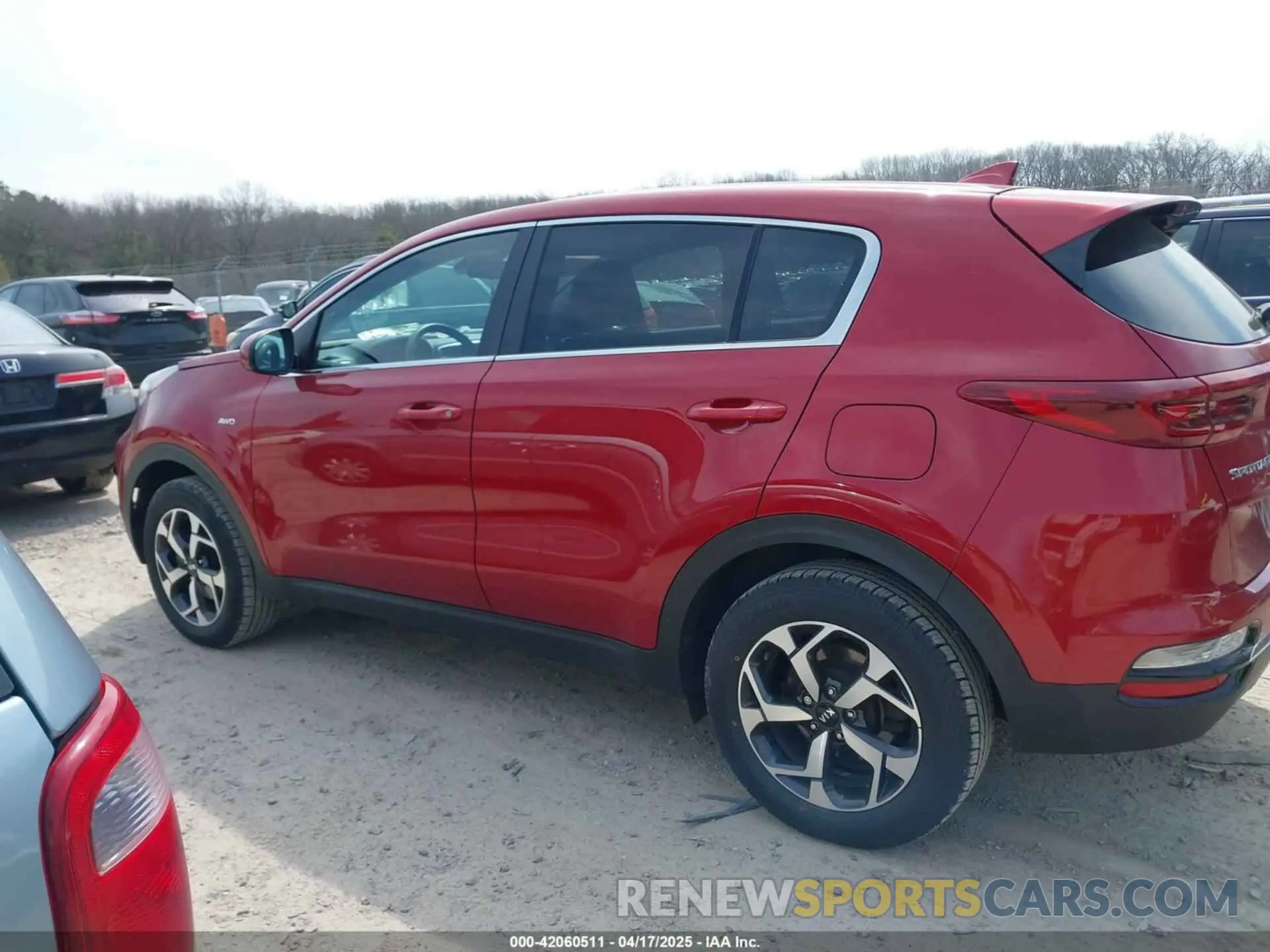 14 Photograph of a damaged car KNDPMCAC3M7901633 KIA SPORTAGE 2021