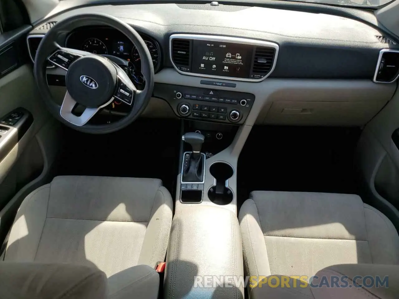 8 Photograph of a damaged car KNDPMCAC3M7914835 KIA SPORTAGE 2021