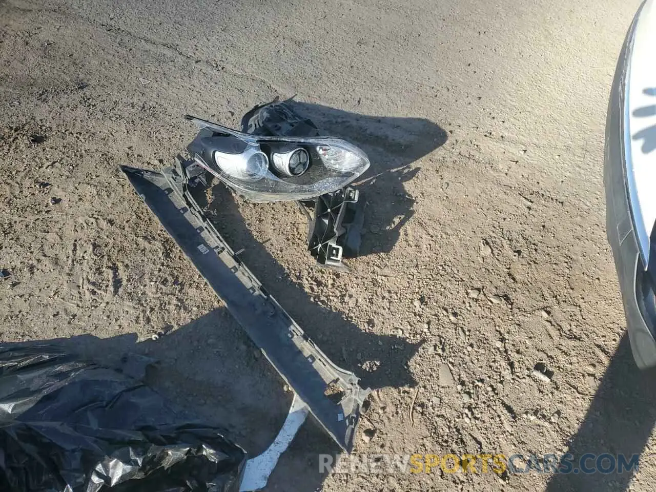 12 Photograph of a damaged car KNDPMCAC3M7925771 KIA SPORTAGE 2021