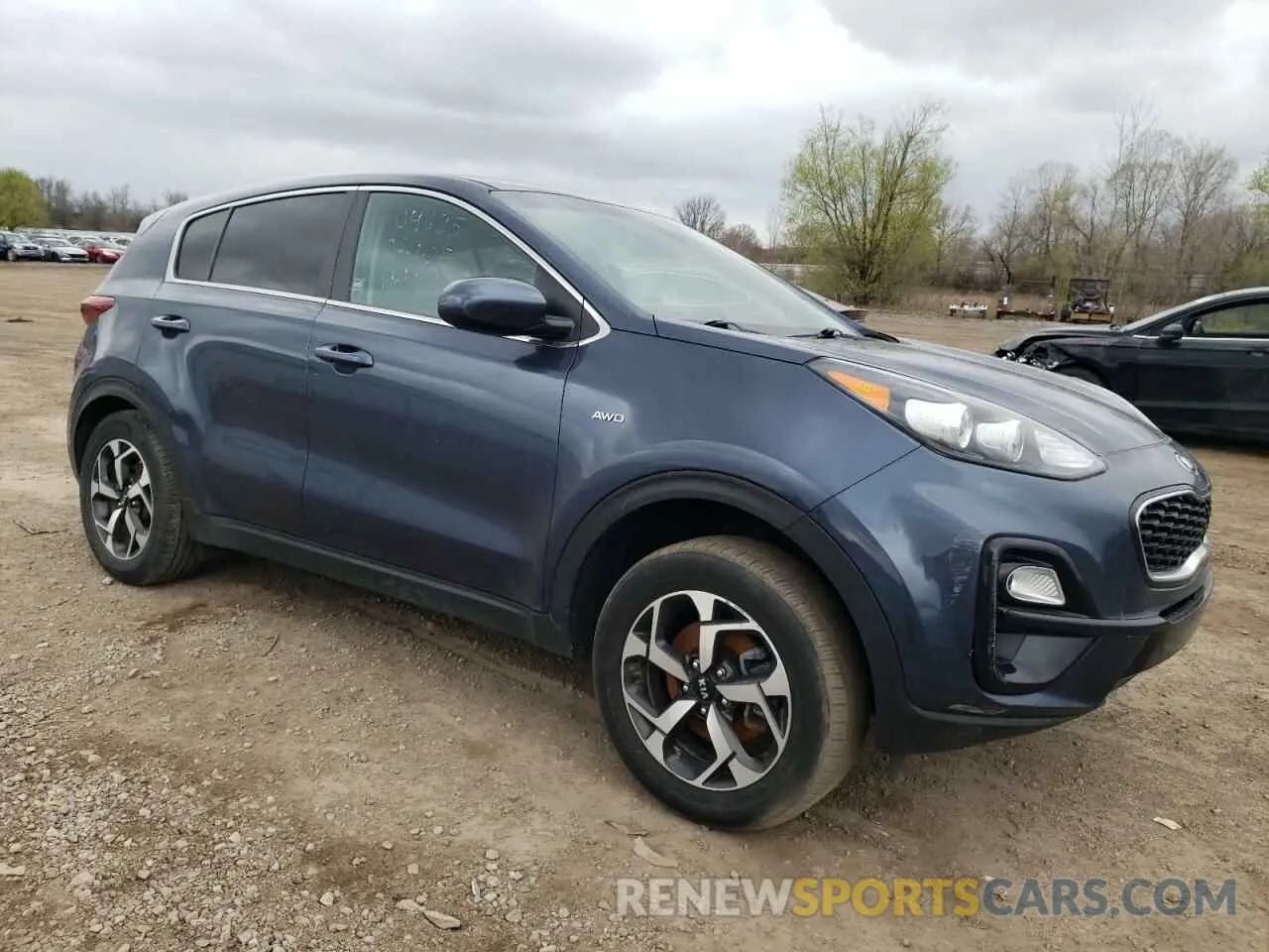 4 Photograph of a damaged car KNDPMCAC4M7885538 KIA SPORTAGE 2021