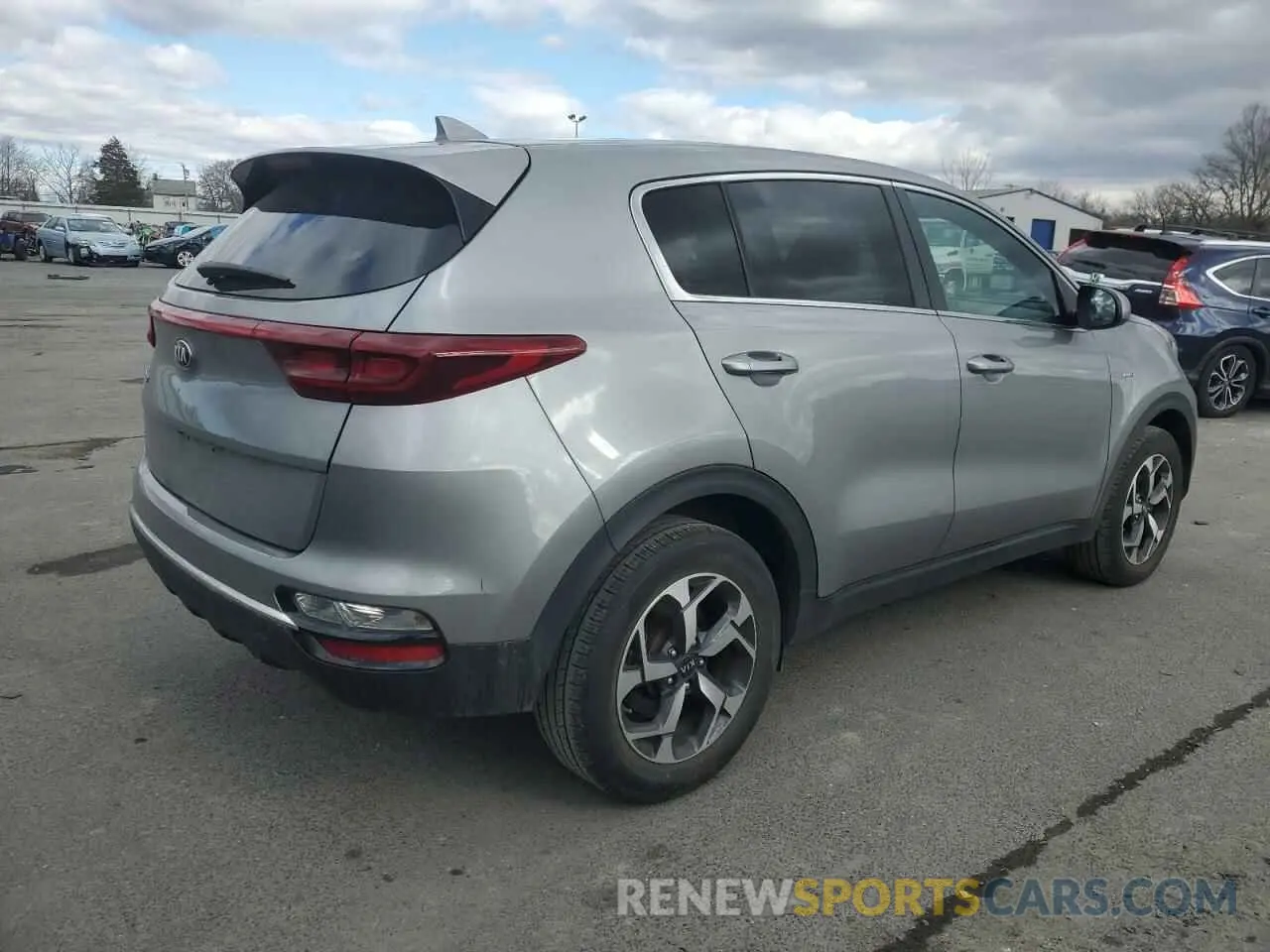 3 Photograph of a damaged car KNDPMCAC4M7904833 KIA SPORTAGE 2021