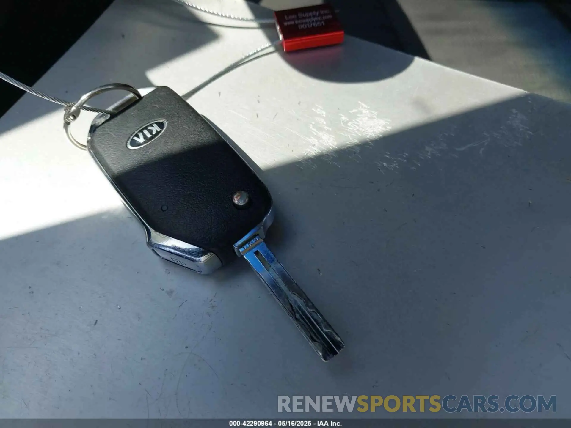 11 Photograph of a damaged car KNDPMCAC4M7933457 KIA SPORTAGE 2021