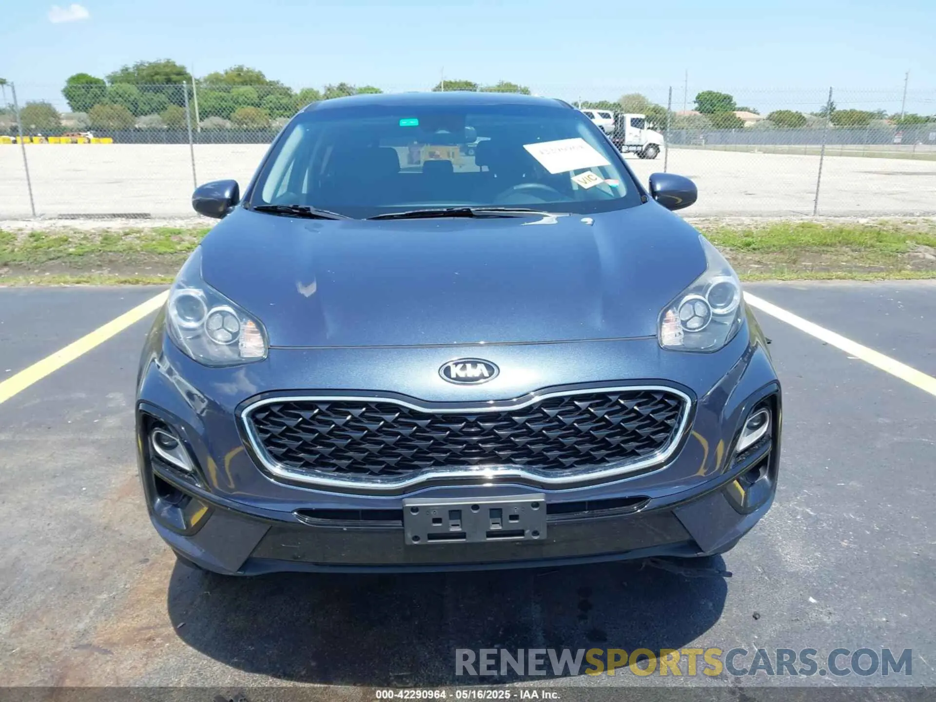 12 Photograph of a damaged car KNDPMCAC4M7933457 KIA SPORTAGE 2021