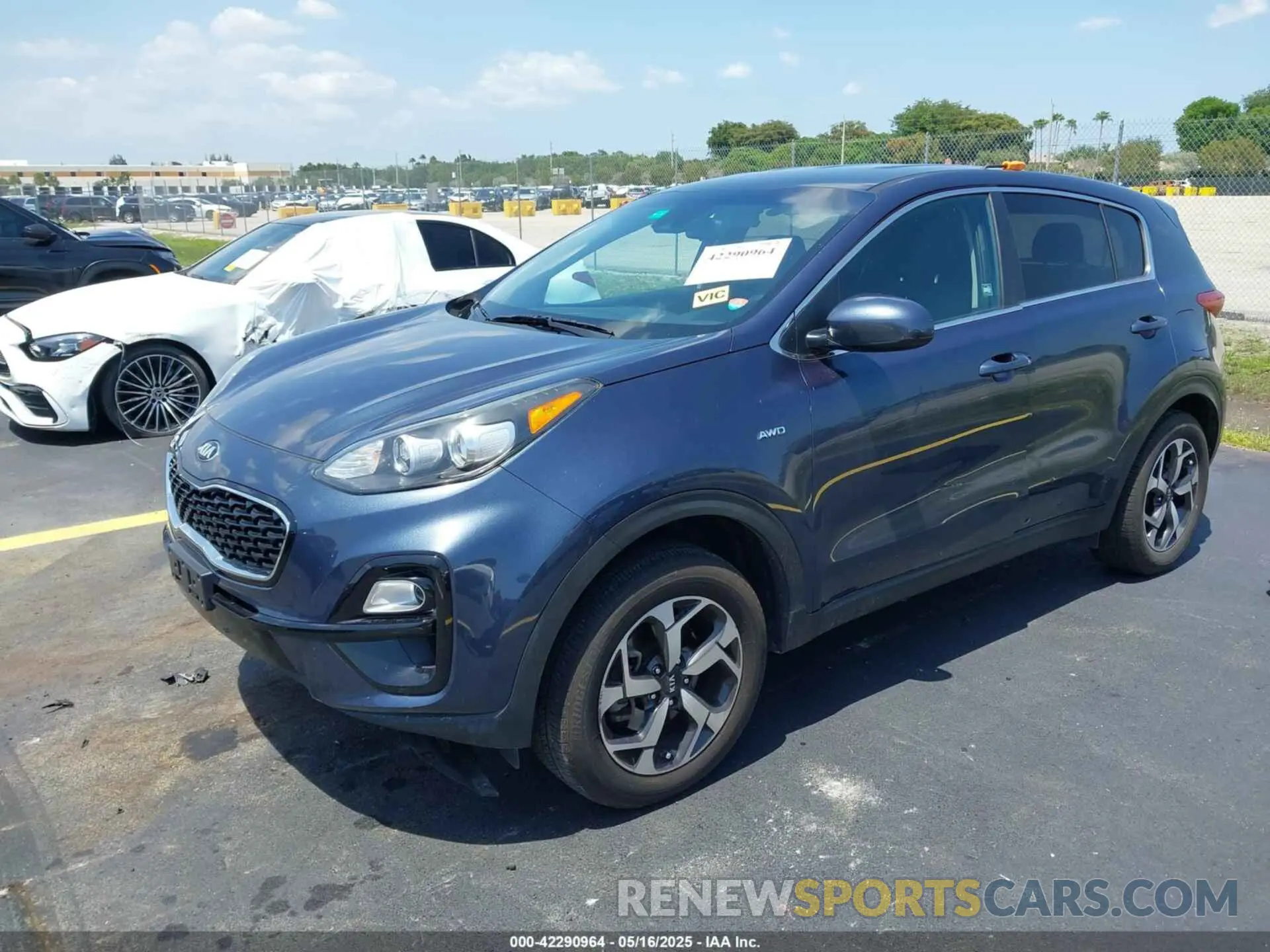 2 Photograph of a damaged car KNDPMCAC4M7933457 KIA SPORTAGE 2021