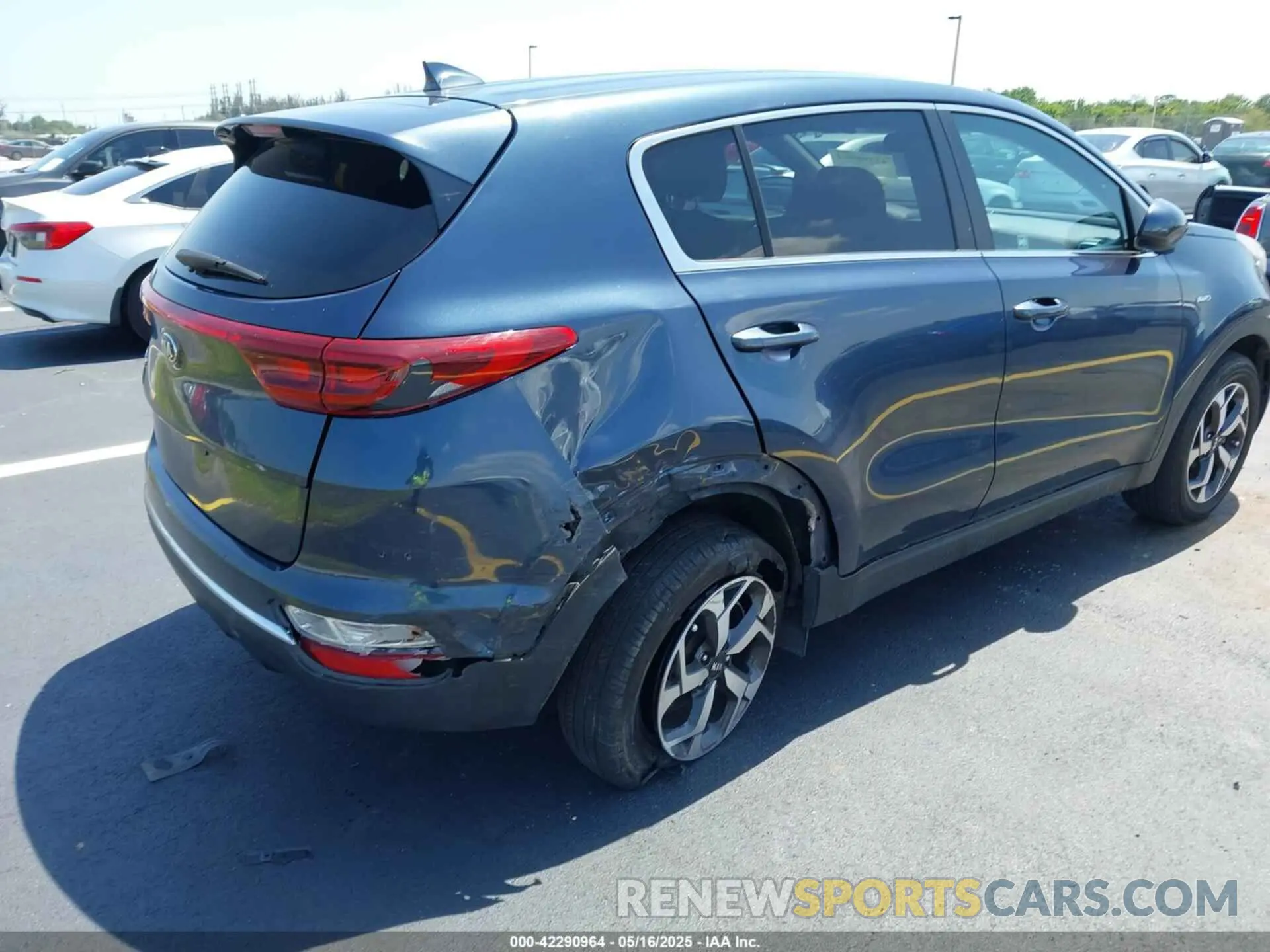 6 Photograph of a damaged car KNDPMCAC4M7933457 KIA SPORTAGE 2021