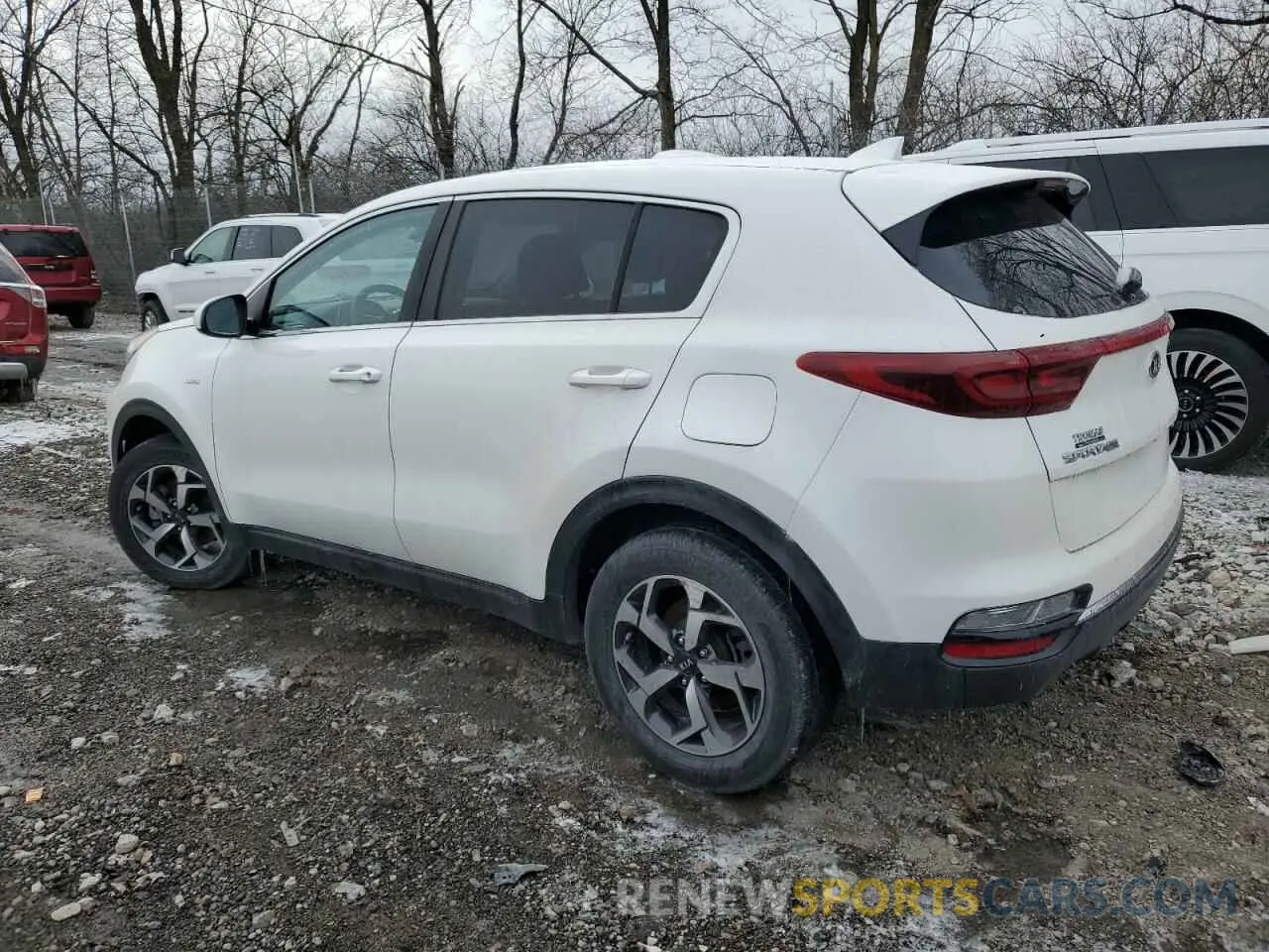 2 Photograph of a damaged car KNDPMCAC4M7934253 KIA SPORTAGE 2021