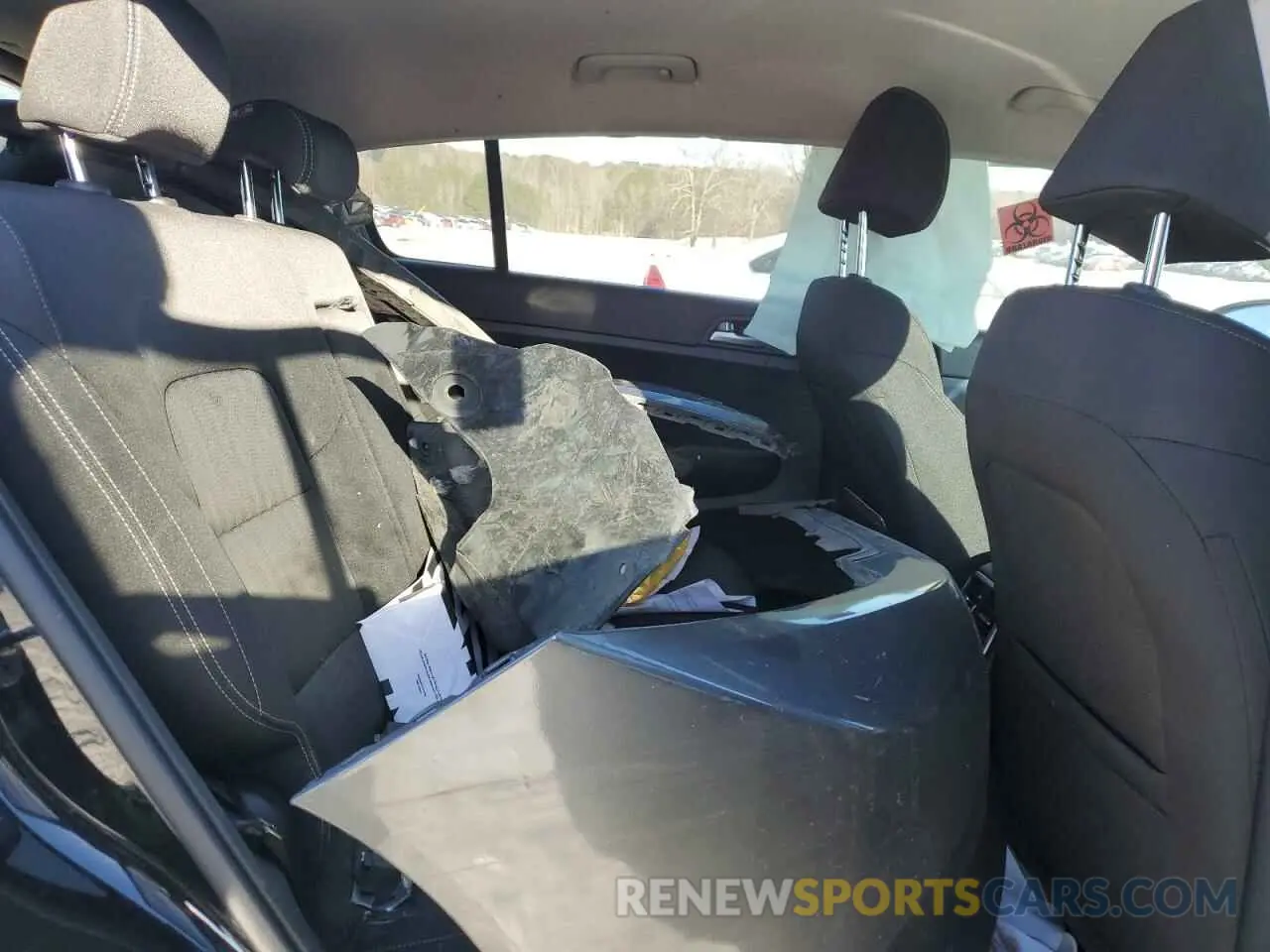 11 Photograph of a damaged car KNDPMCAC5M7845064 KIA SPORTAGE 2021