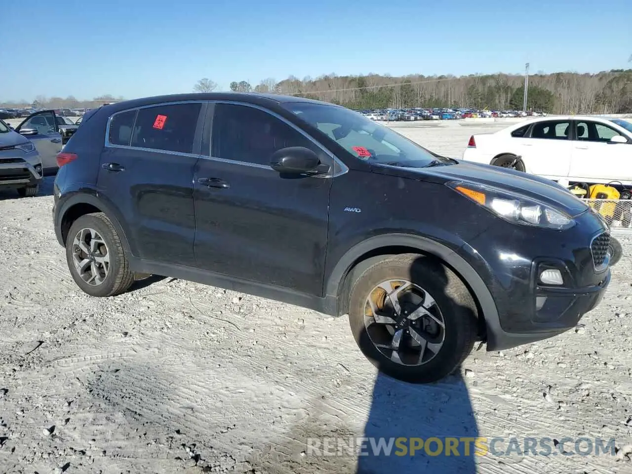 4 Photograph of a damaged car KNDPMCAC5M7845064 KIA SPORTAGE 2021