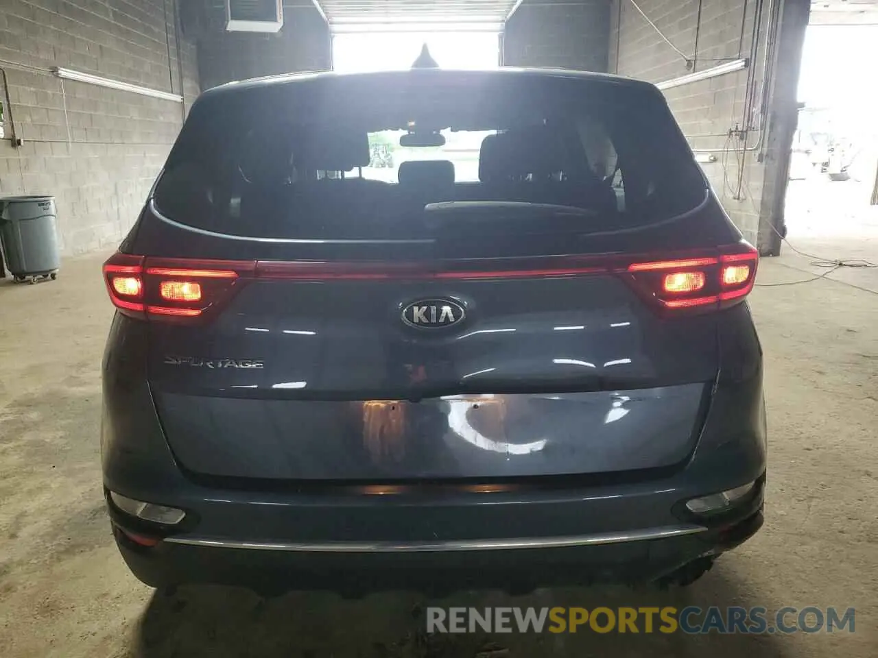 6 Photograph of a damaged car KNDPMCAC6M7920564 KIA SPORTAGE 2021