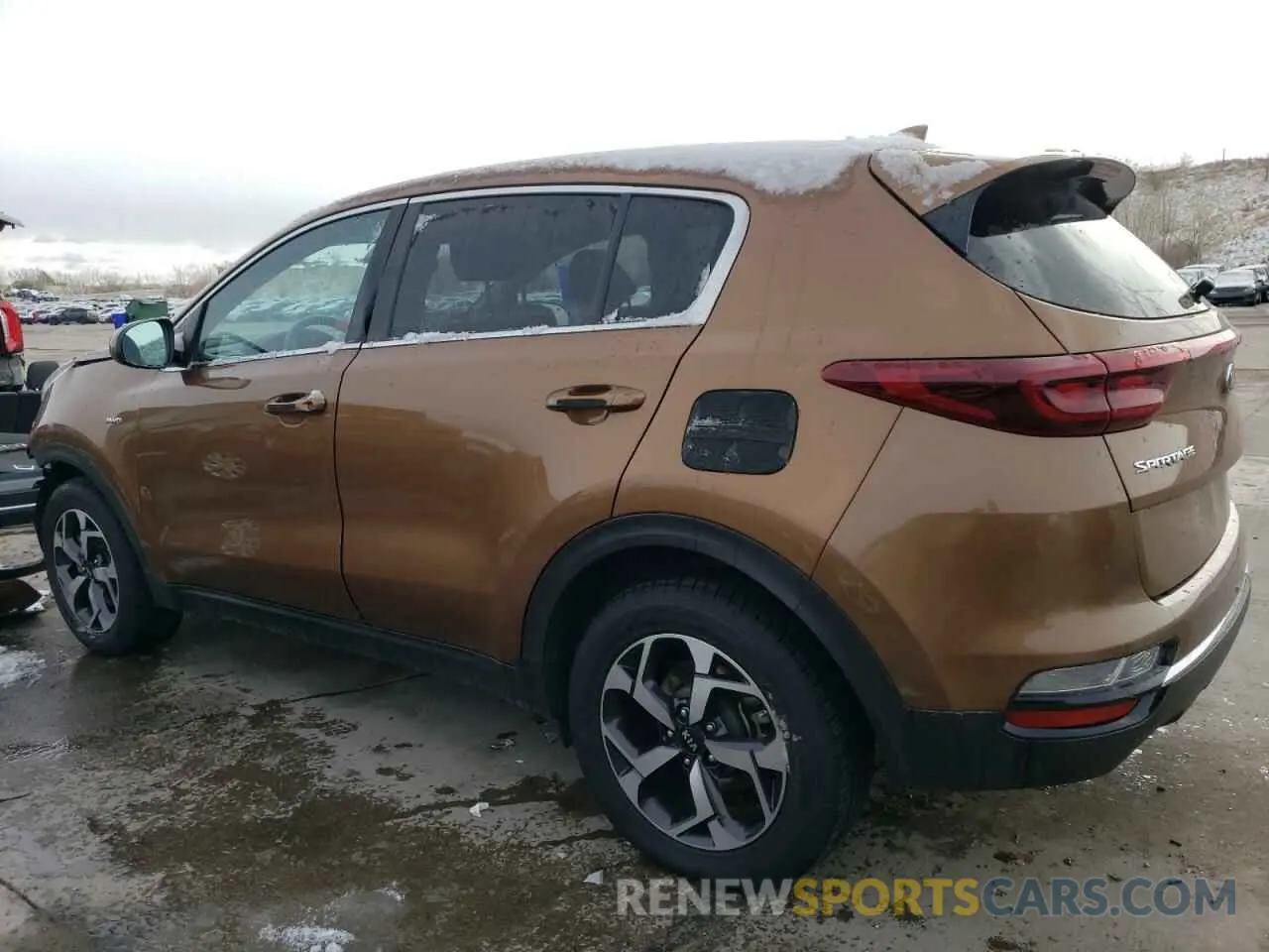 2 Photograph of a damaged car KNDPMCAC6M7924792 KIA SPORTAGE 2021