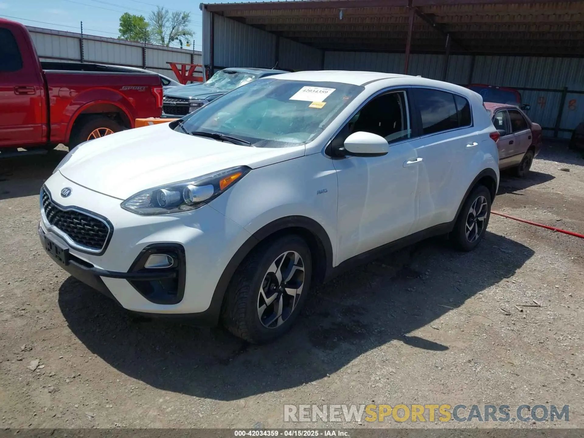 2 Photograph of a damaged car KNDPMCAC6M7932469 KIA SPORTAGE 2021