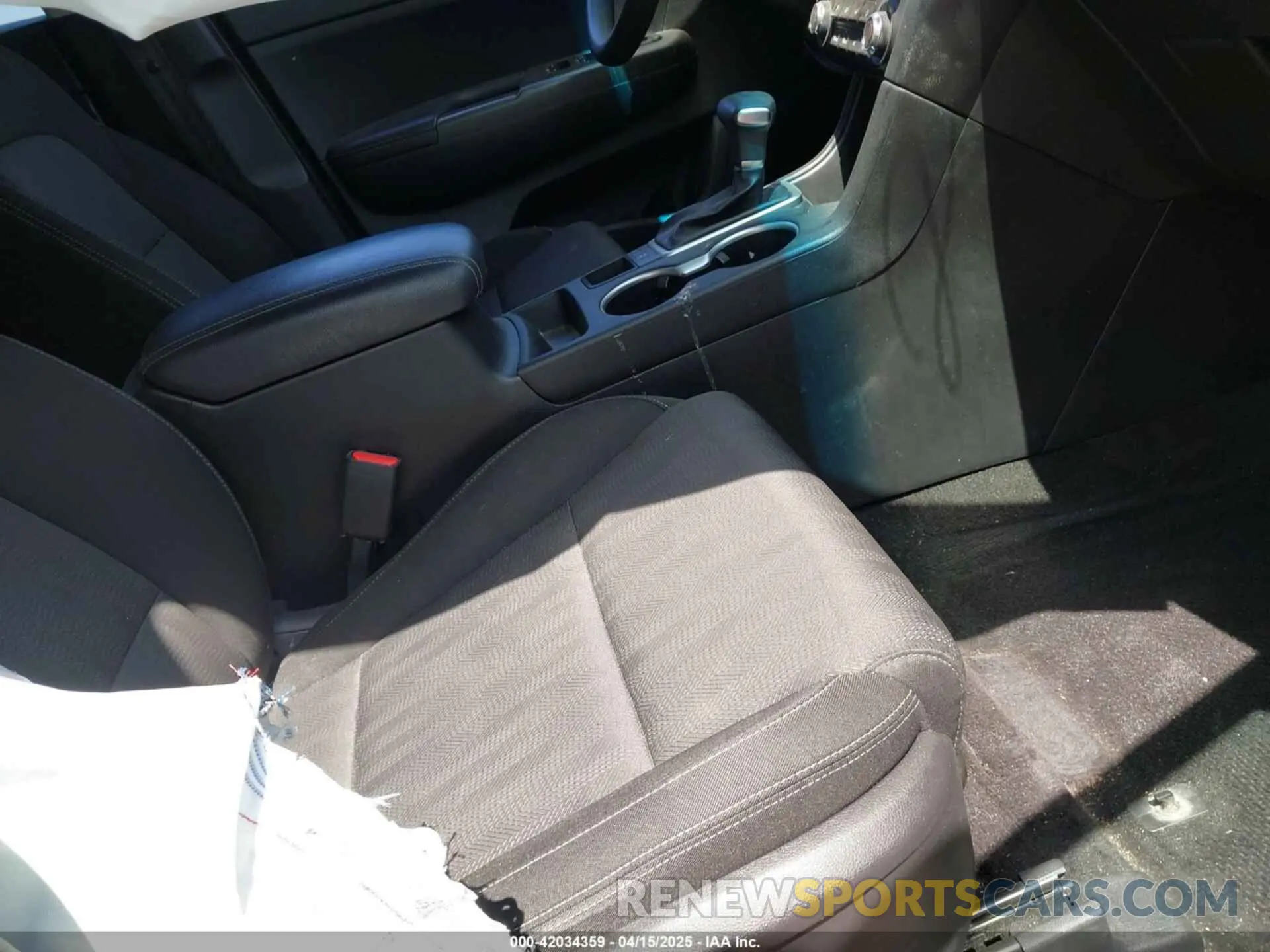 5 Photograph of a damaged car KNDPMCAC6M7932469 KIA SPORTAGE 2021