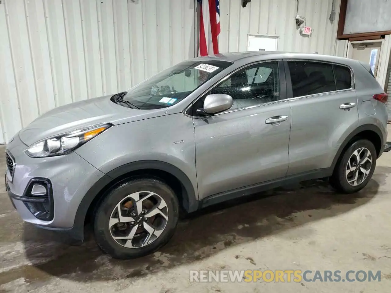 1 Photograph of a damaged car KNDPMCAC7M7880883 KIA SPORTAGE 2021