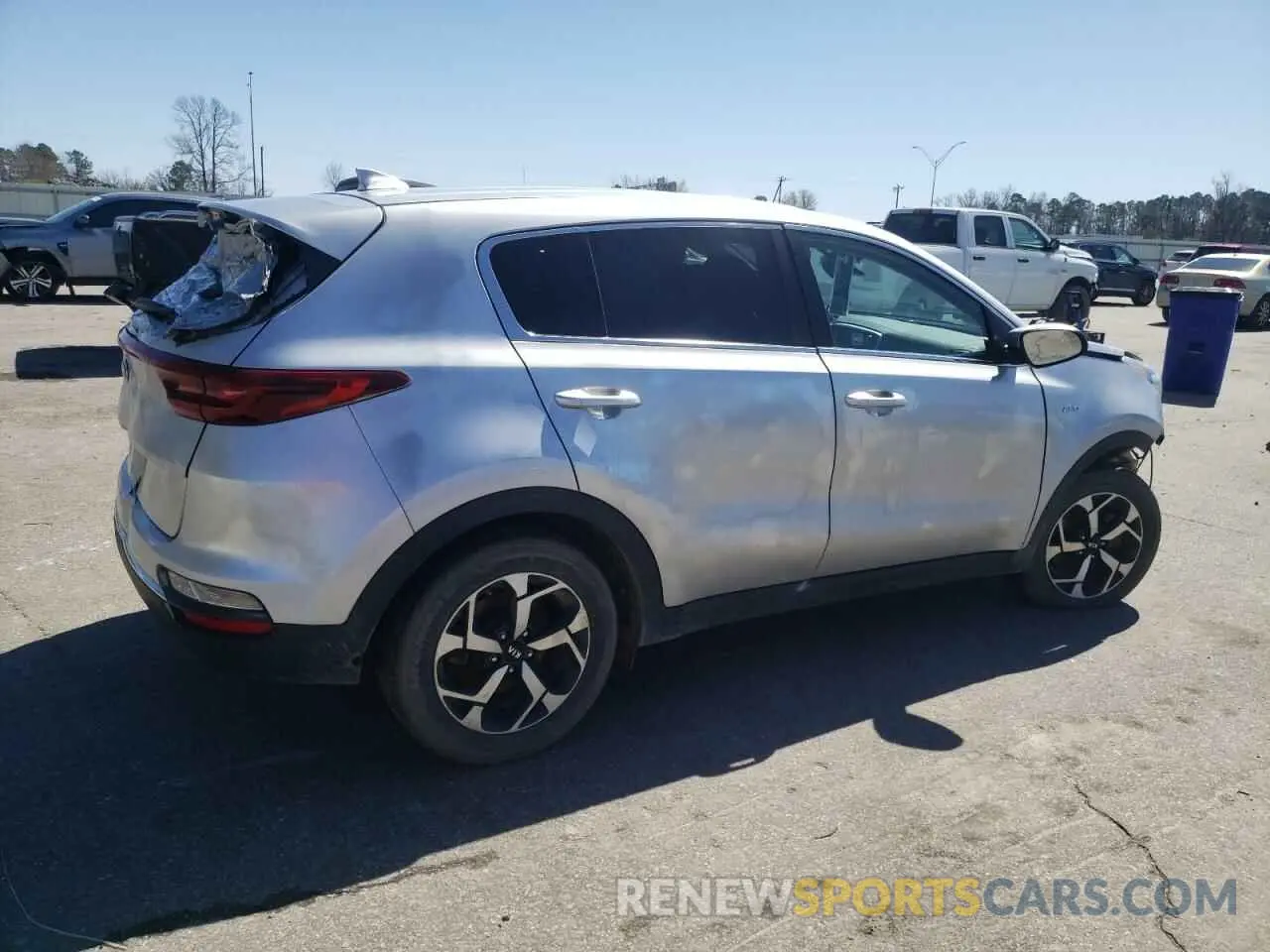 3 Photograph of a damaged car KNDPMCAC7M7900808 KIA SPORTAGE 2021