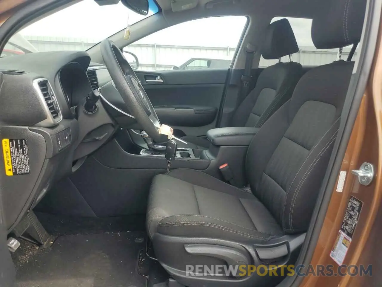7 Photograph of a damaged car KNDPMCAC7M7924445 KIA SPORTAGE 2021