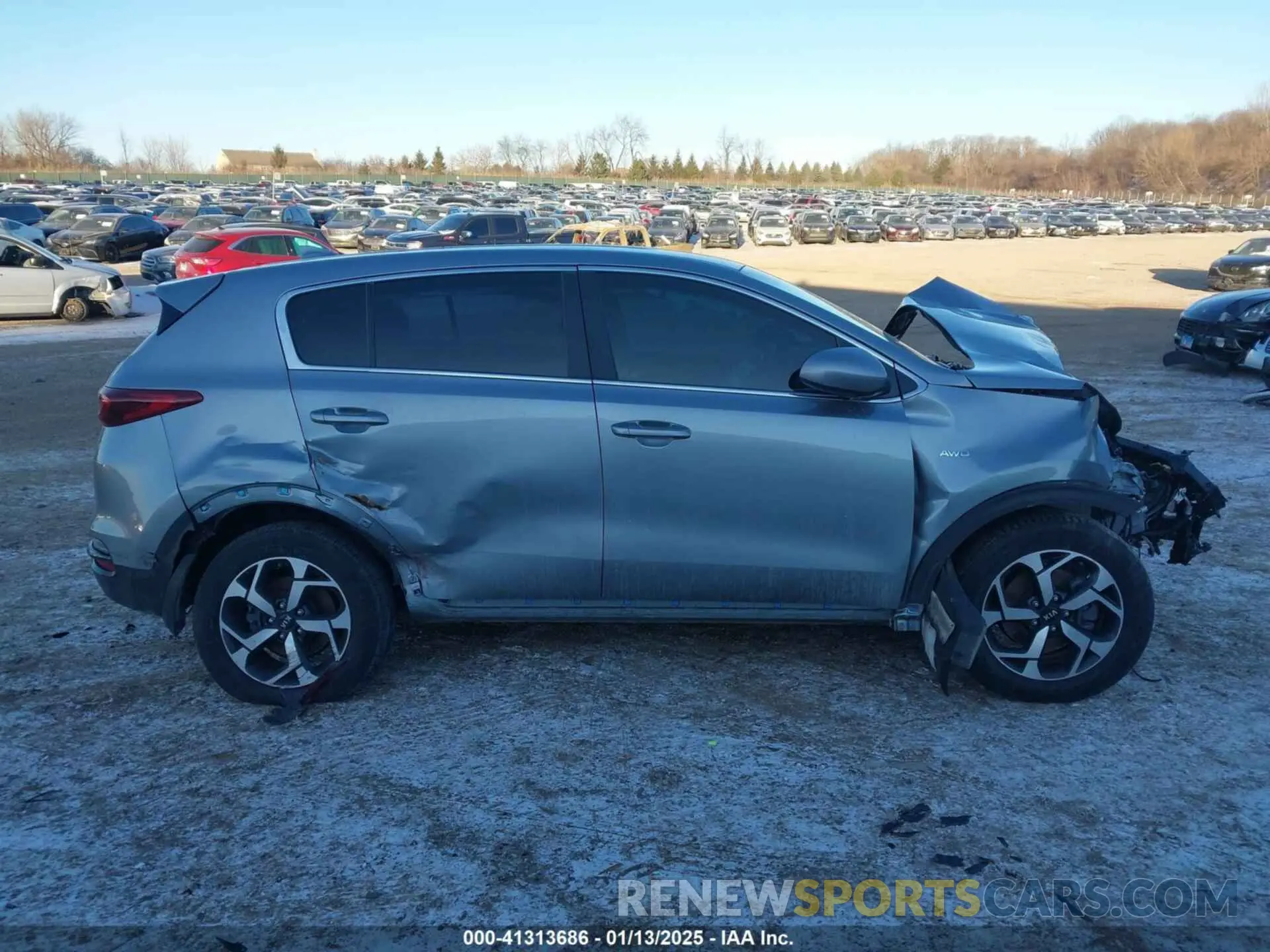14 Photograph of a damaged car KNDPMCAC7M7942234 KIA SPORTAGE 2021