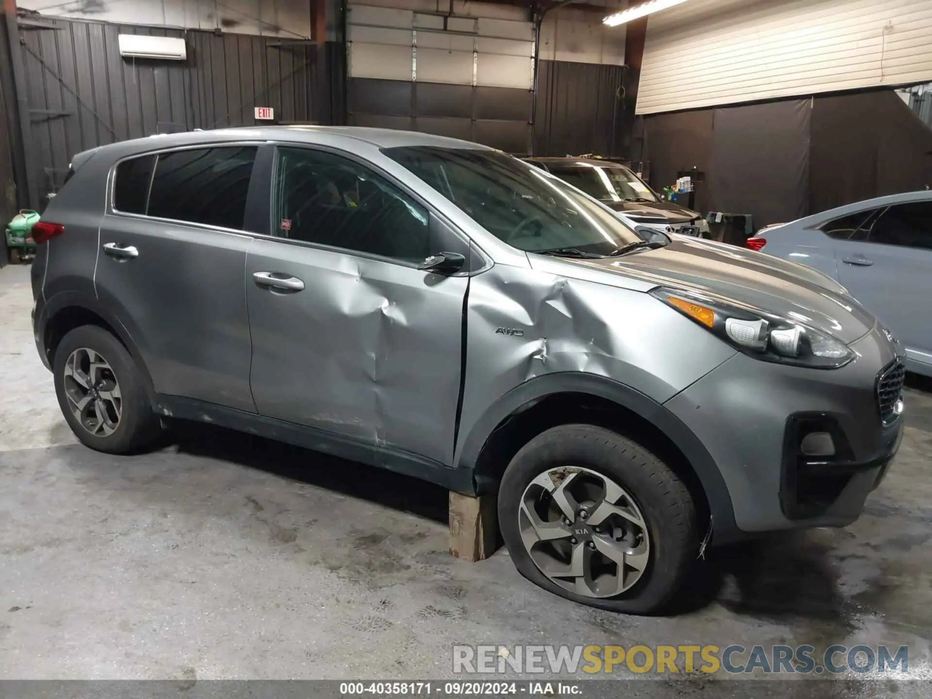 6 Photograph of a damaged car KNDPMCAC8M7881184 KIA SPORTAGE 2021