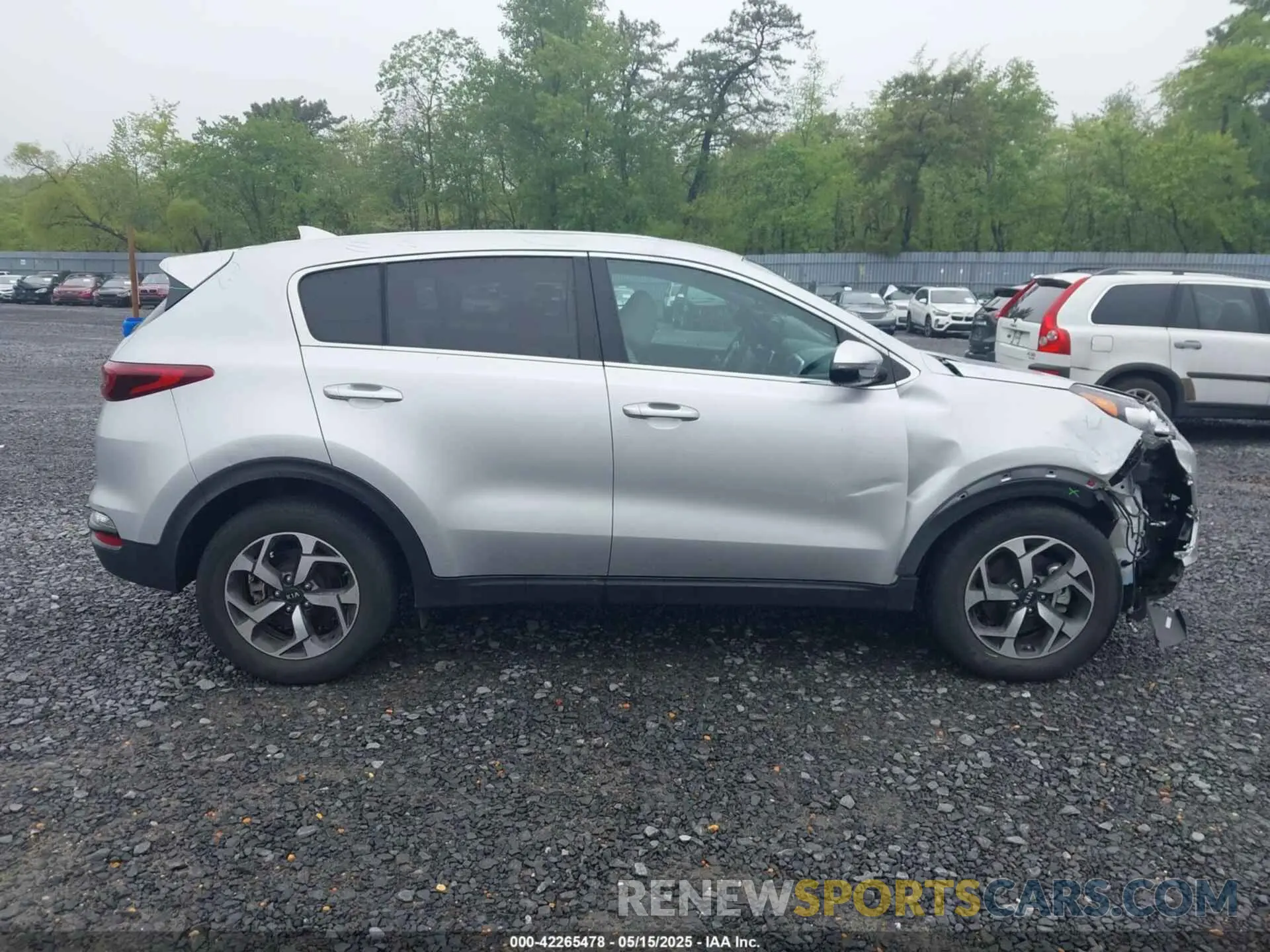 13 Photograph of a damaged car KNDPMCAC8M7915382 KIA SPORTAGE 2021