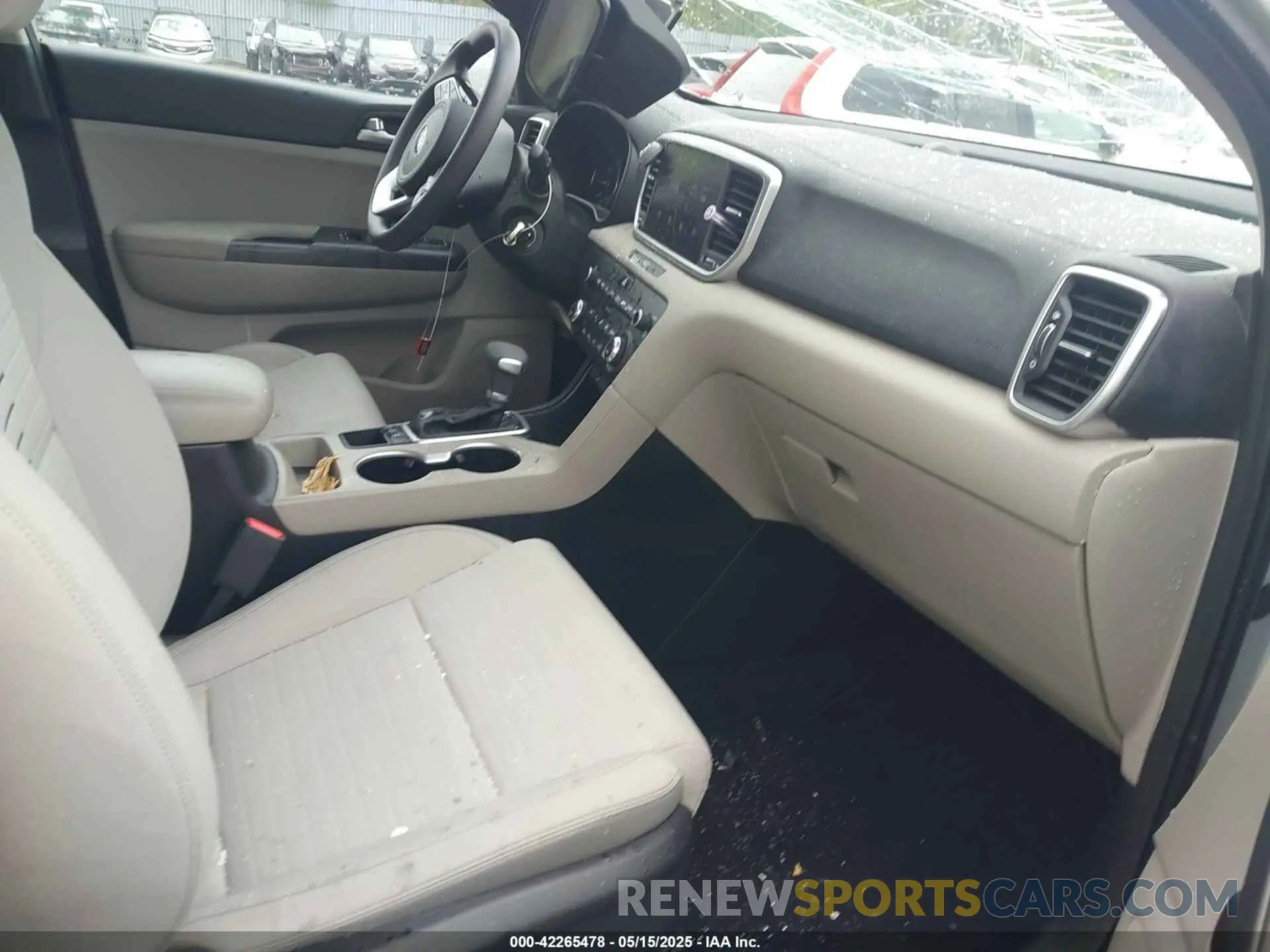 5 Photograph of a damaged car KNDPMCAC8M7915382 KIA SPORTAGE 2021