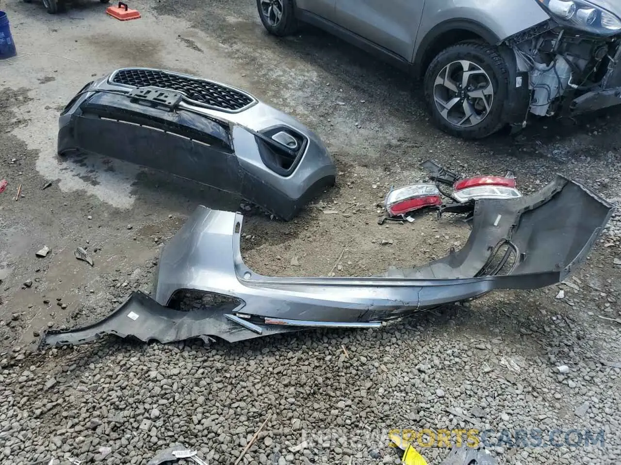 13 Photograph of a damaged car KNDPMCAC8M7926964 KIA SPORTAGE 2021