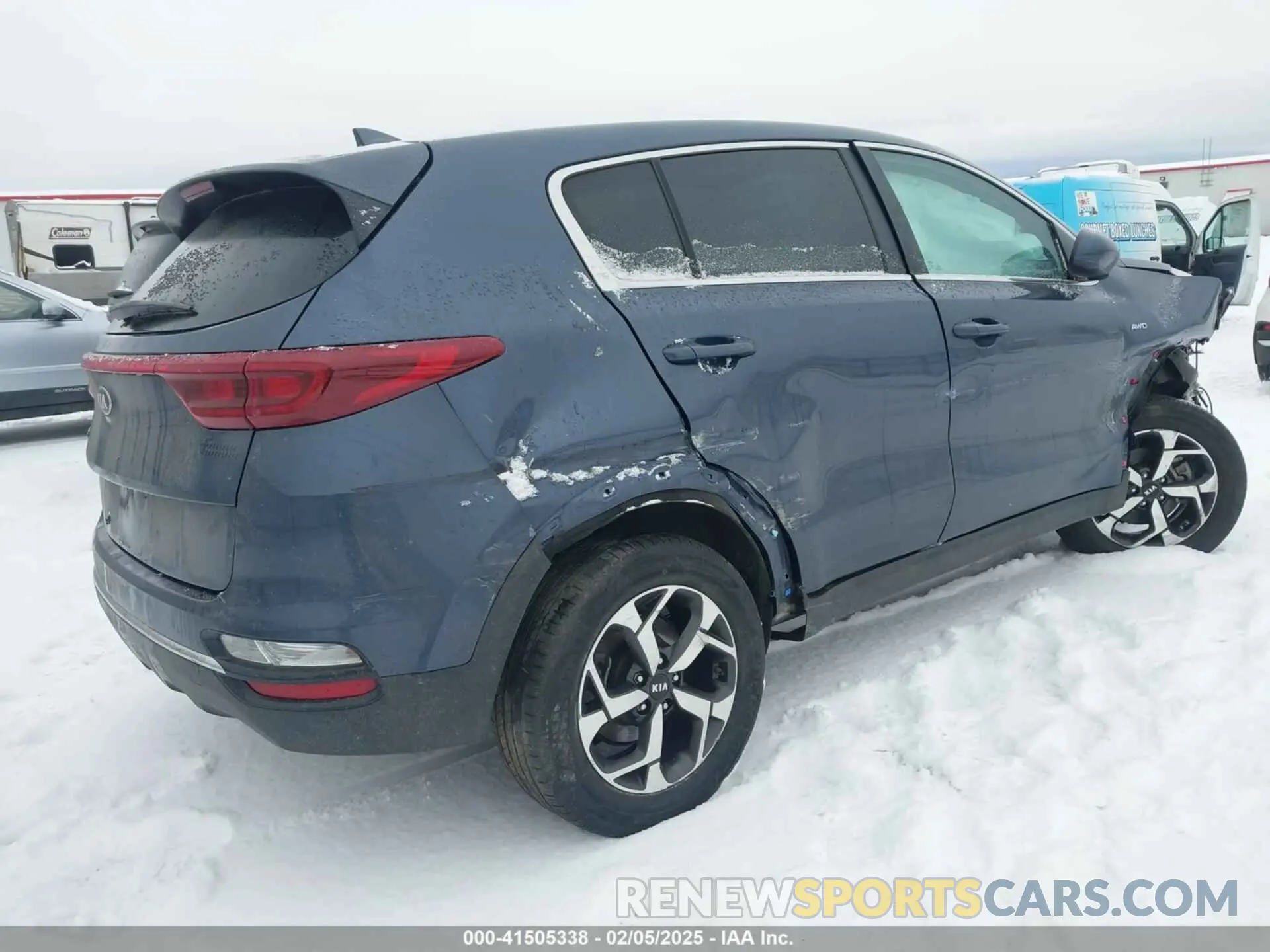 4 Photograph of a damaged car KNDPMCAC9M7843267 KIA SPORTAGE 2021