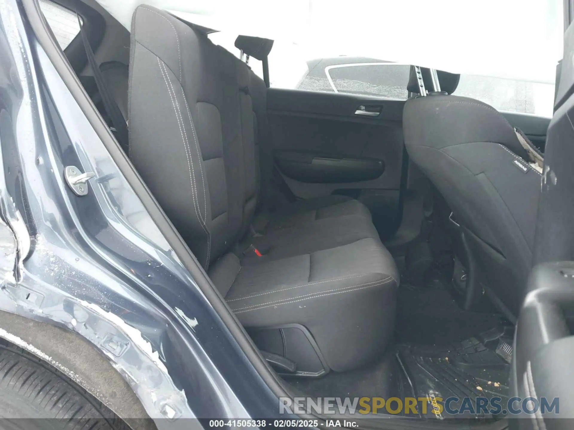 8 Photograph of a damaged car KNDPMCAC9M7843267 KIA SPORTAGE 2021
