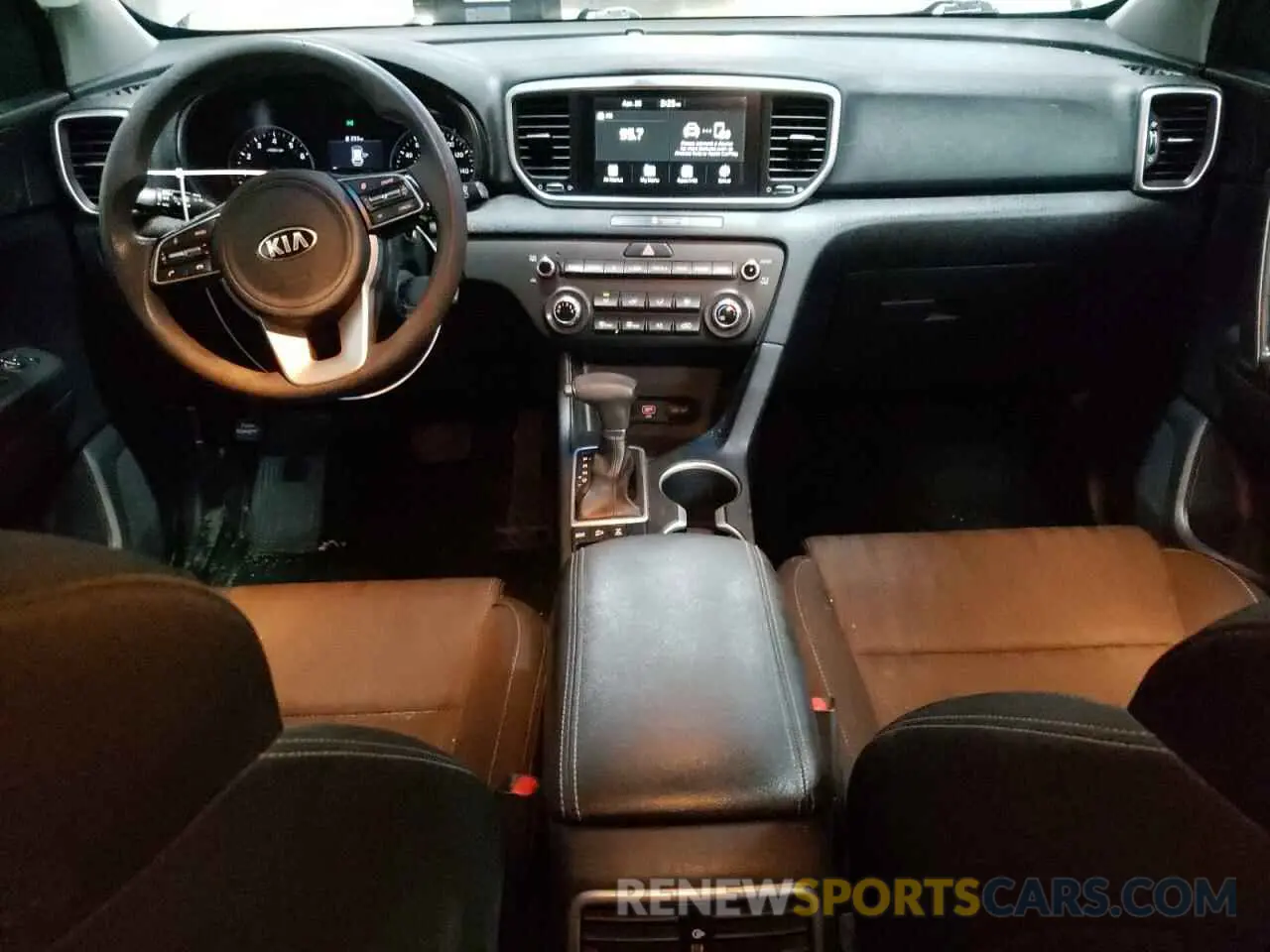8 Photograph of a damaged car KNDPMCAC9M7864233 KIA SPORTAGE 2021
