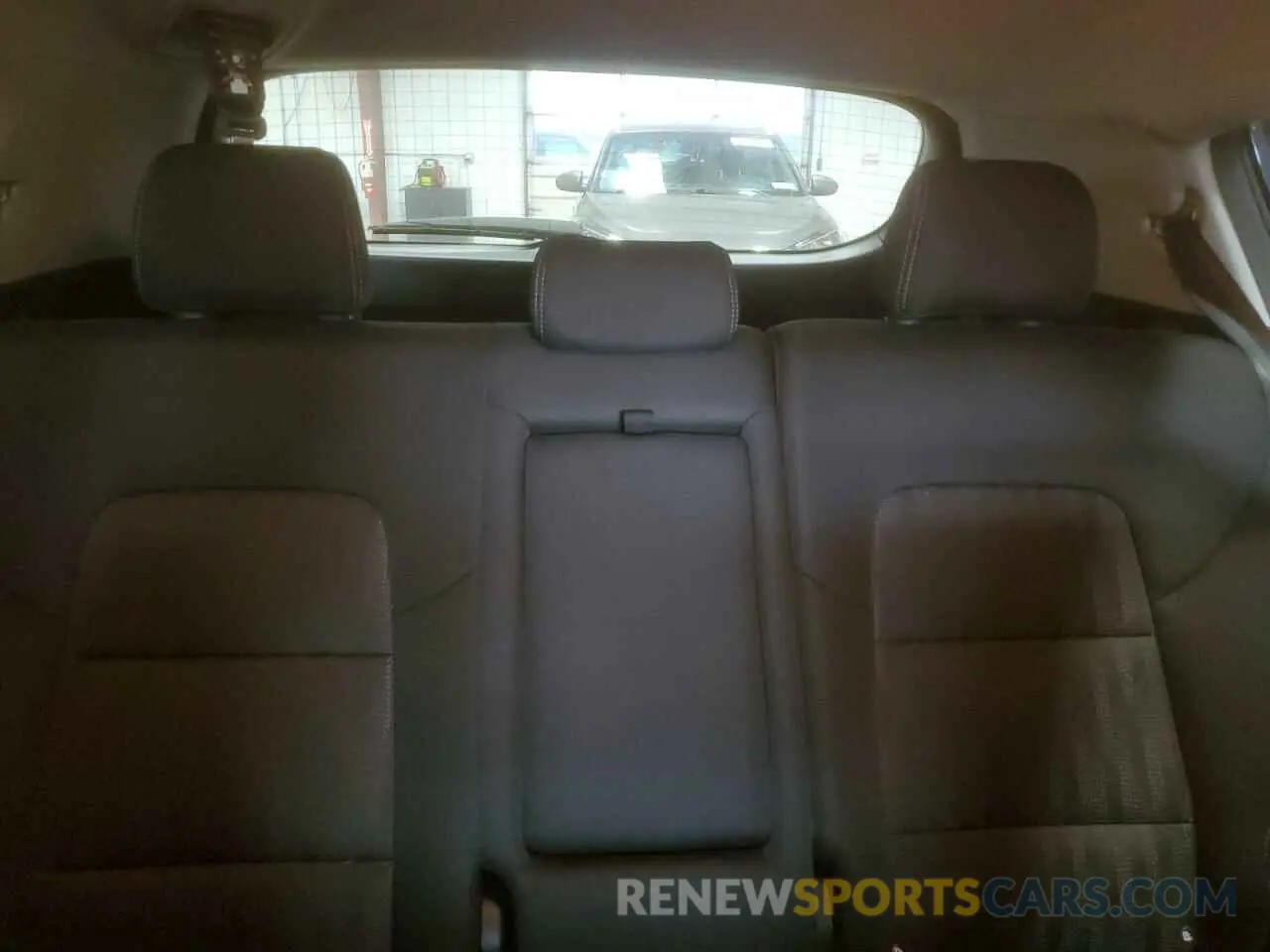 10 Photograph of a damaged car KNDPMCAC9M7882022 KIA SPORTAGE 2021