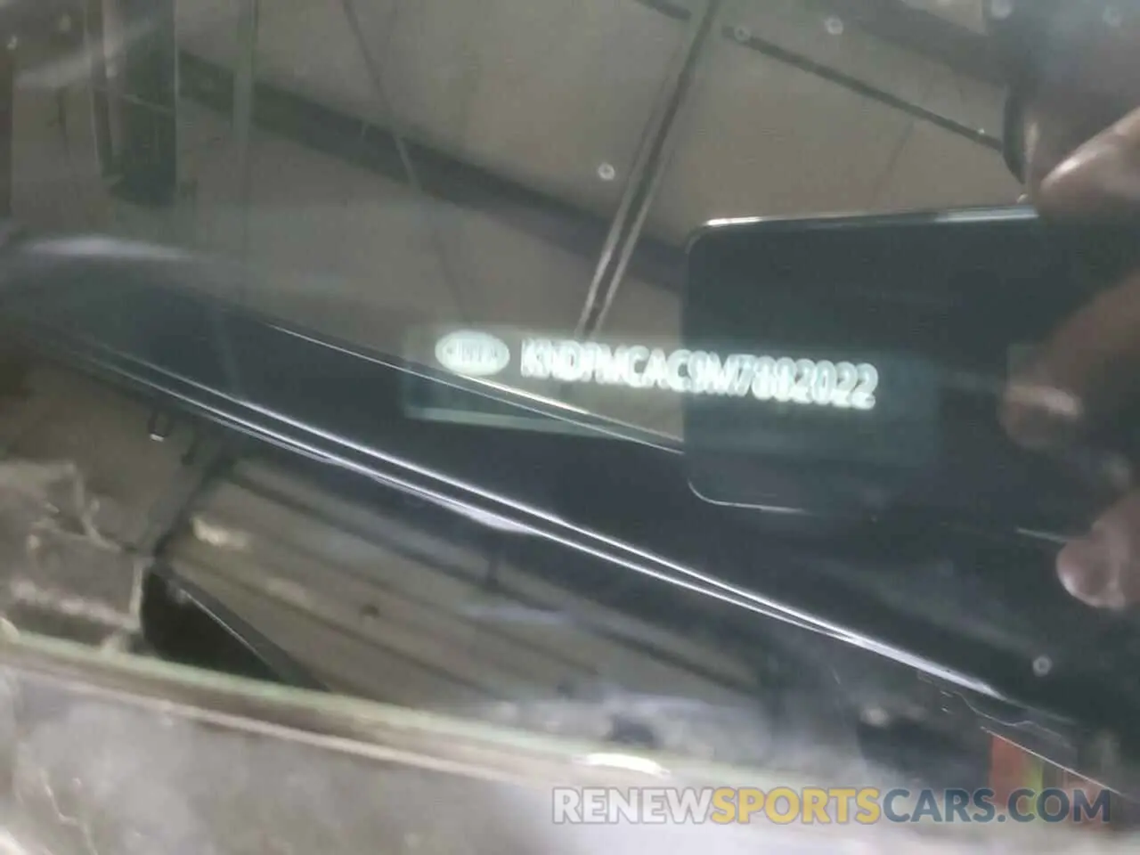 13 Photograph of a damaged car KNDPMCAC9M7882022 KIA SPORTAGE 2021