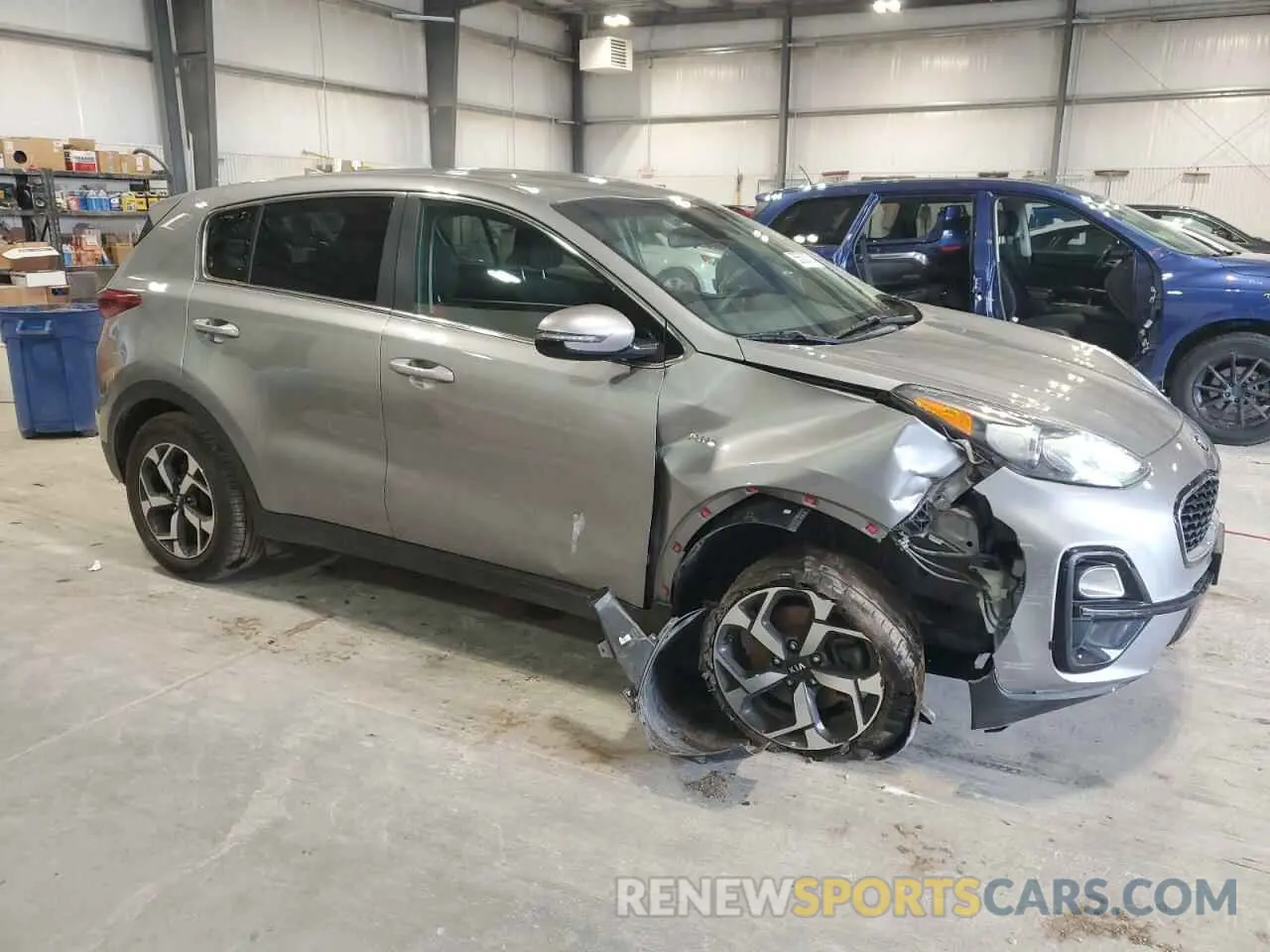 4 Photograph of a damaged car KNDPMCAC9M7885972 KIA SPORTAGE 2021